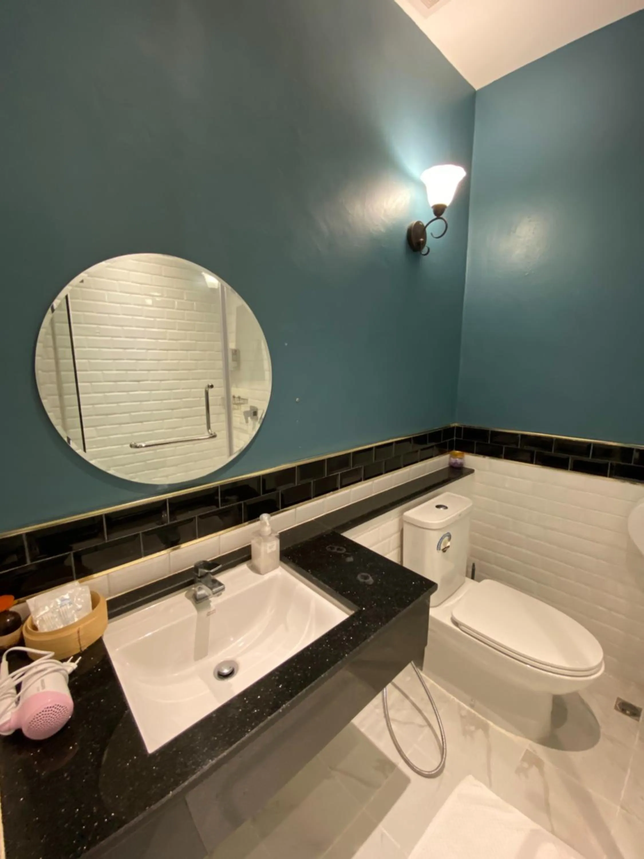 Bathroom in Tongsiam