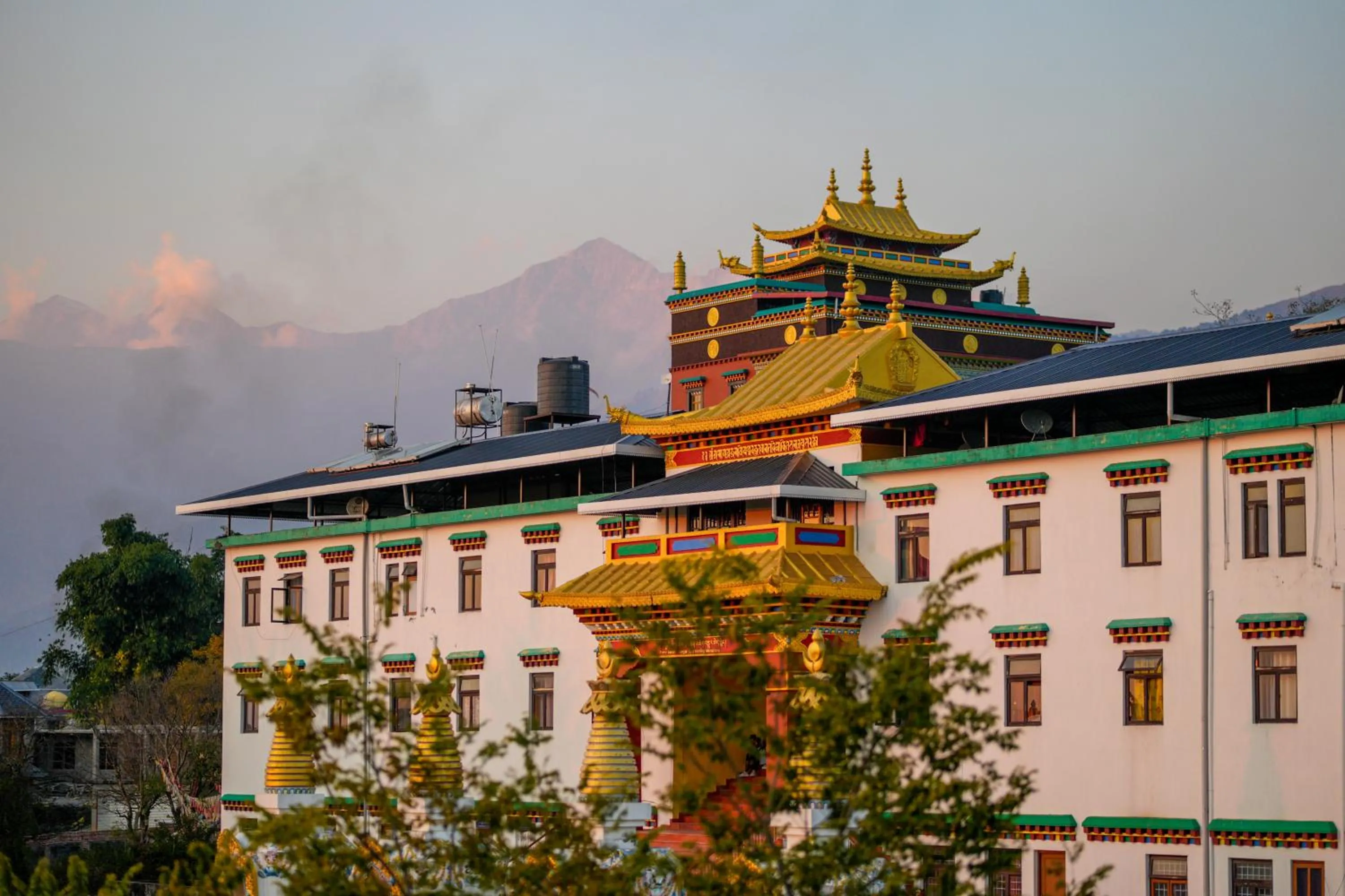 Natural landscape in Chokling ArtHouse - The Treasure of Himalayas