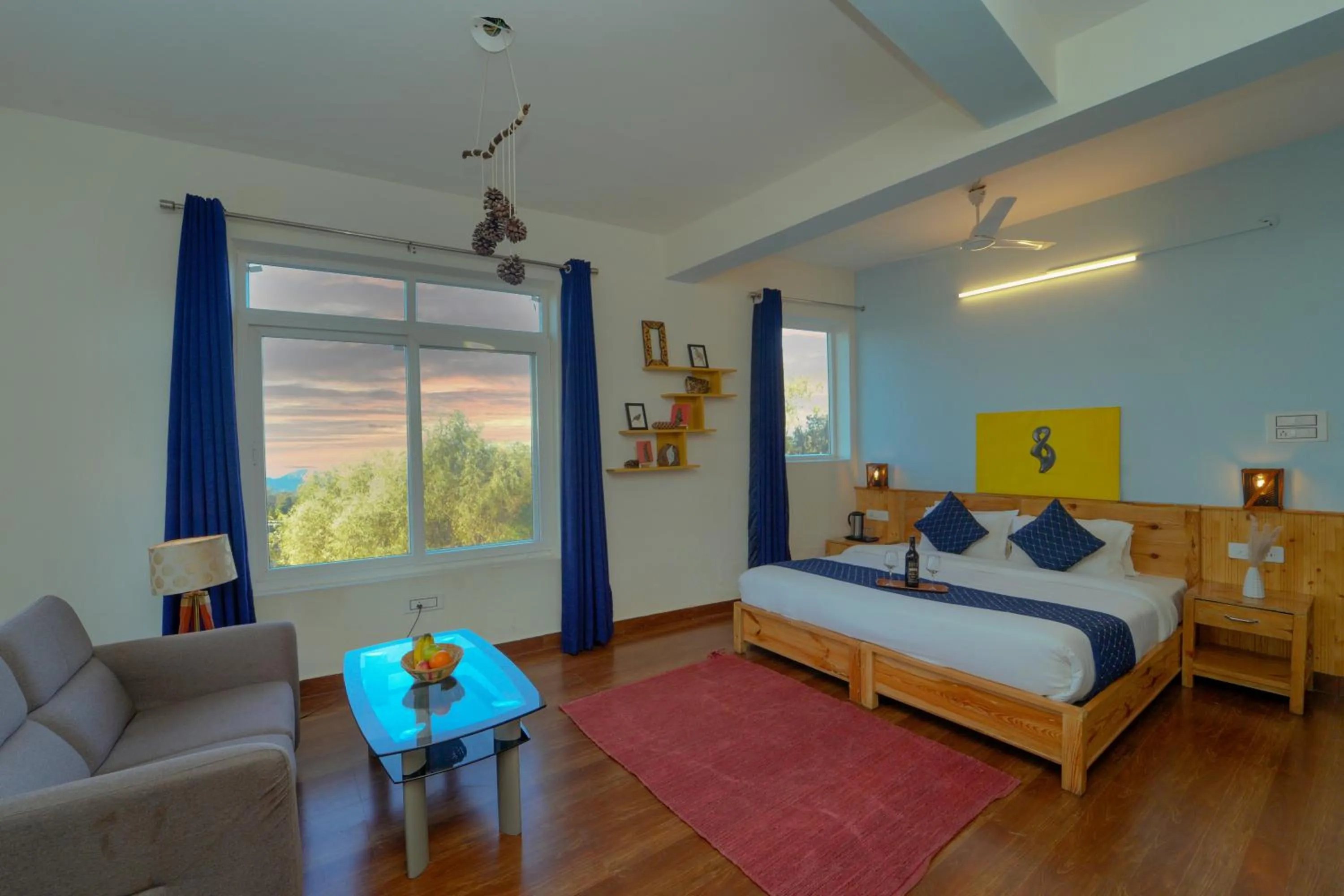 Bed in Chokling ArtHouse - The Treasure of Himalayas