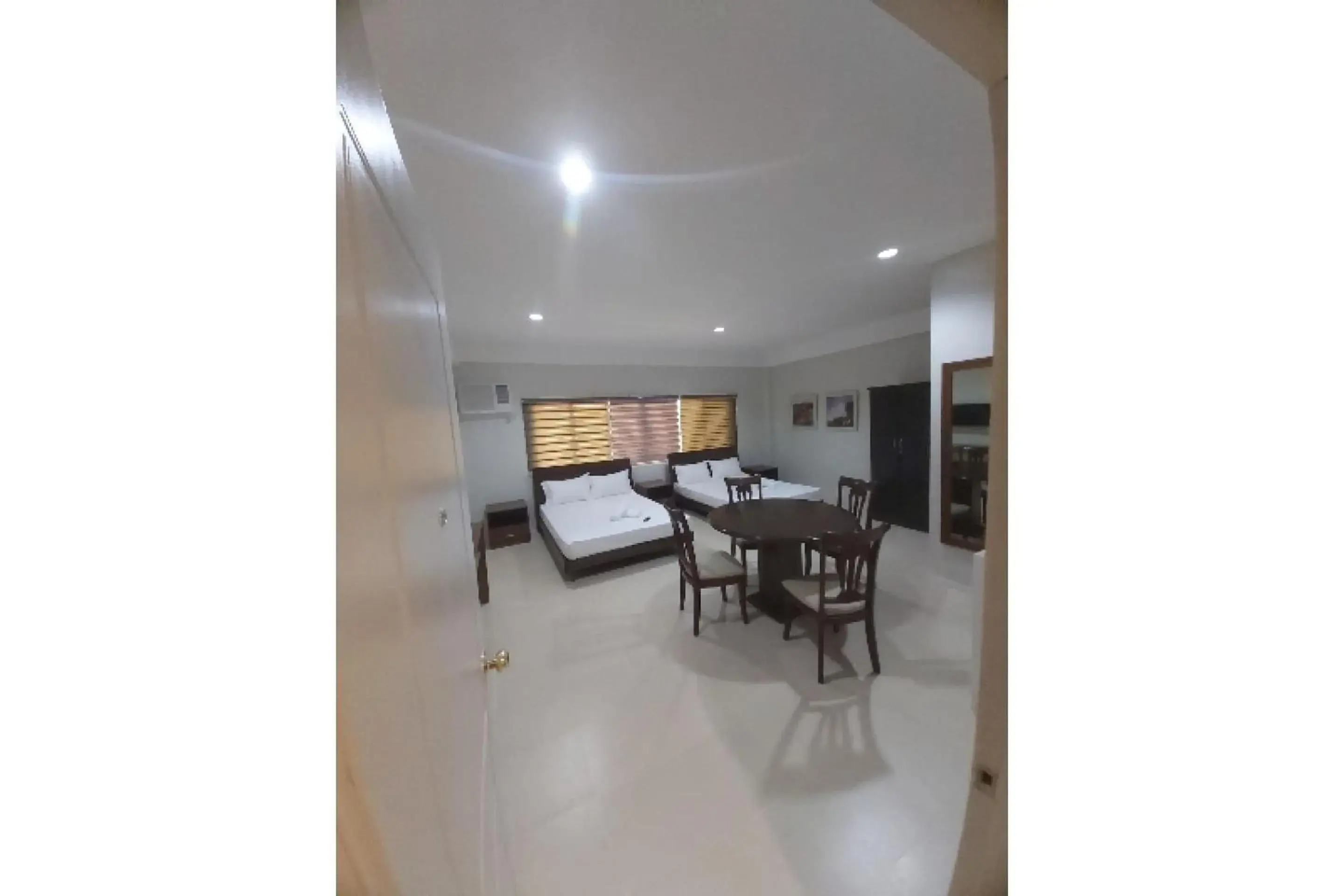 Suite Family in Nest Suites Suite Family in Nest Suites