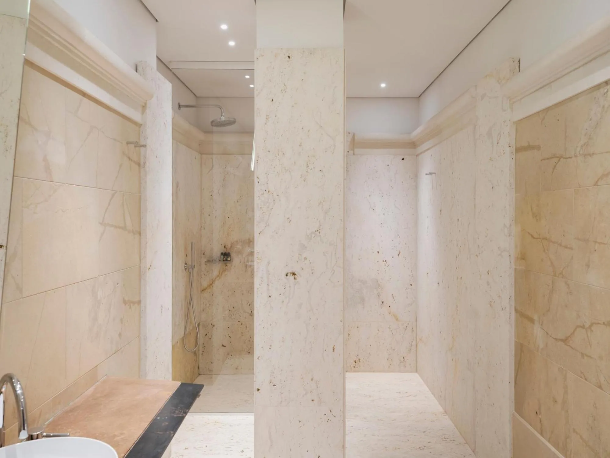 Bathroom in Hotel Pod Różą