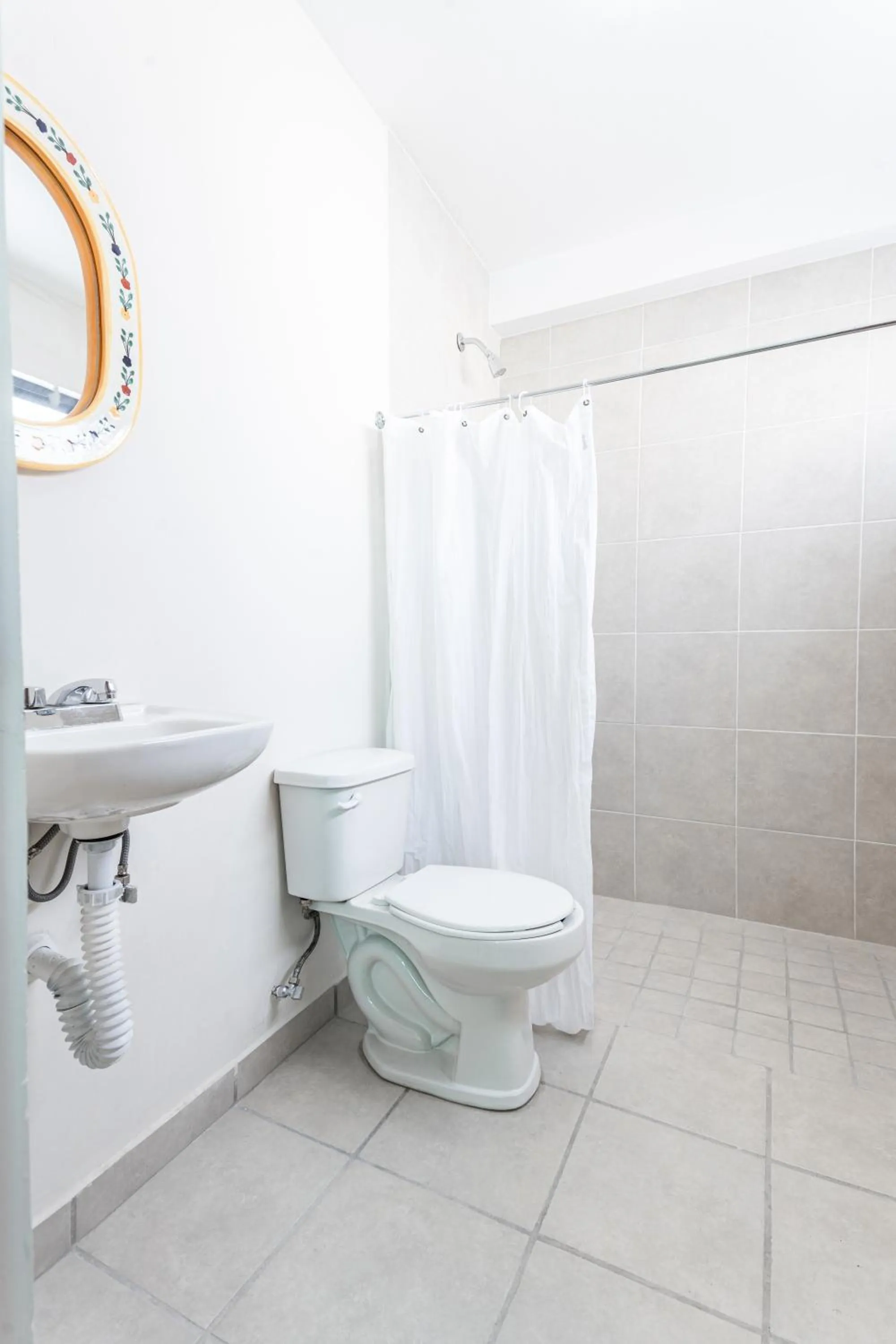 Bathroom in Hotel Meson de Isabel