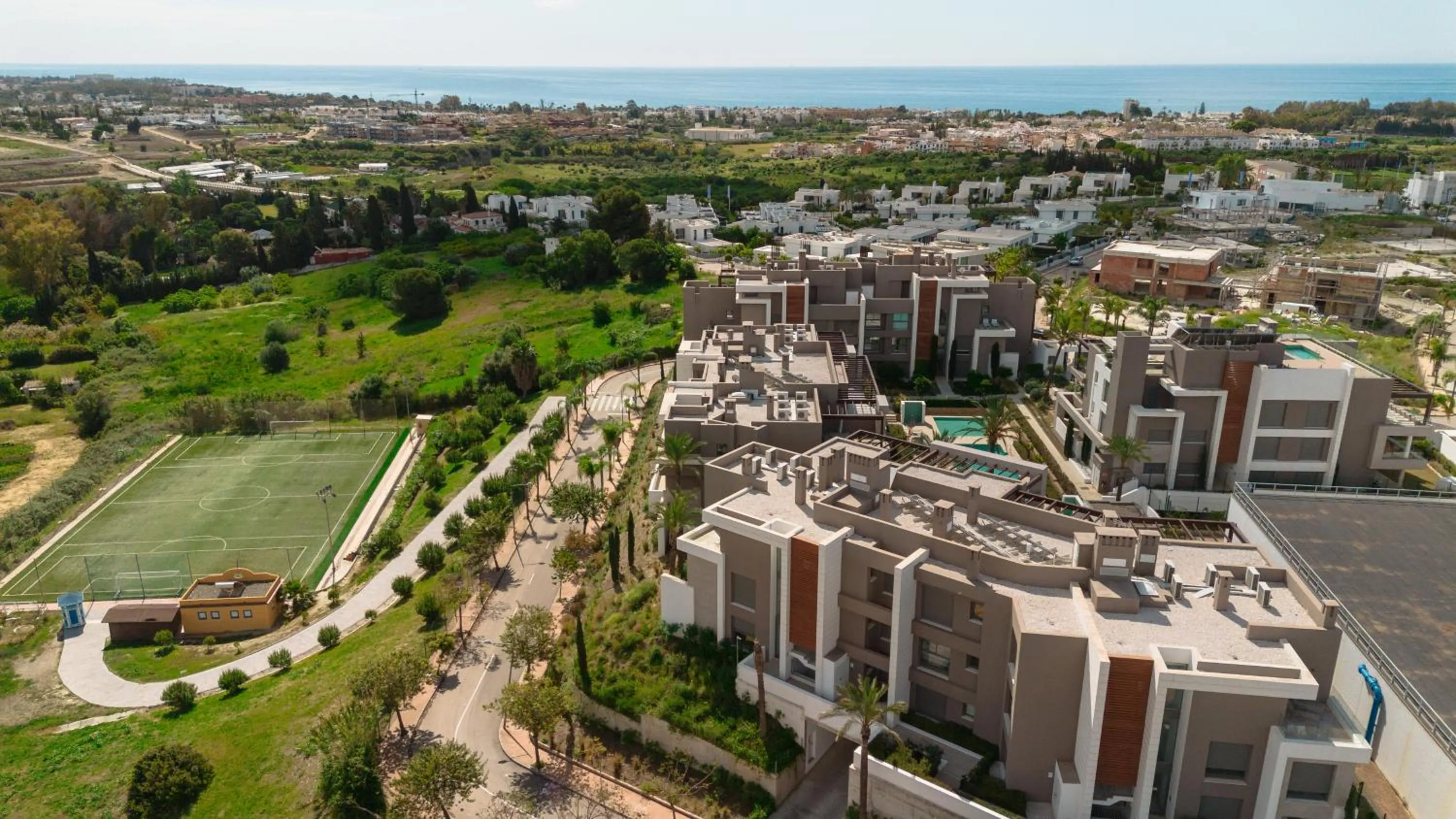 Property building in Luxury holiday apartment with 2 bedrooms in Cancelada
