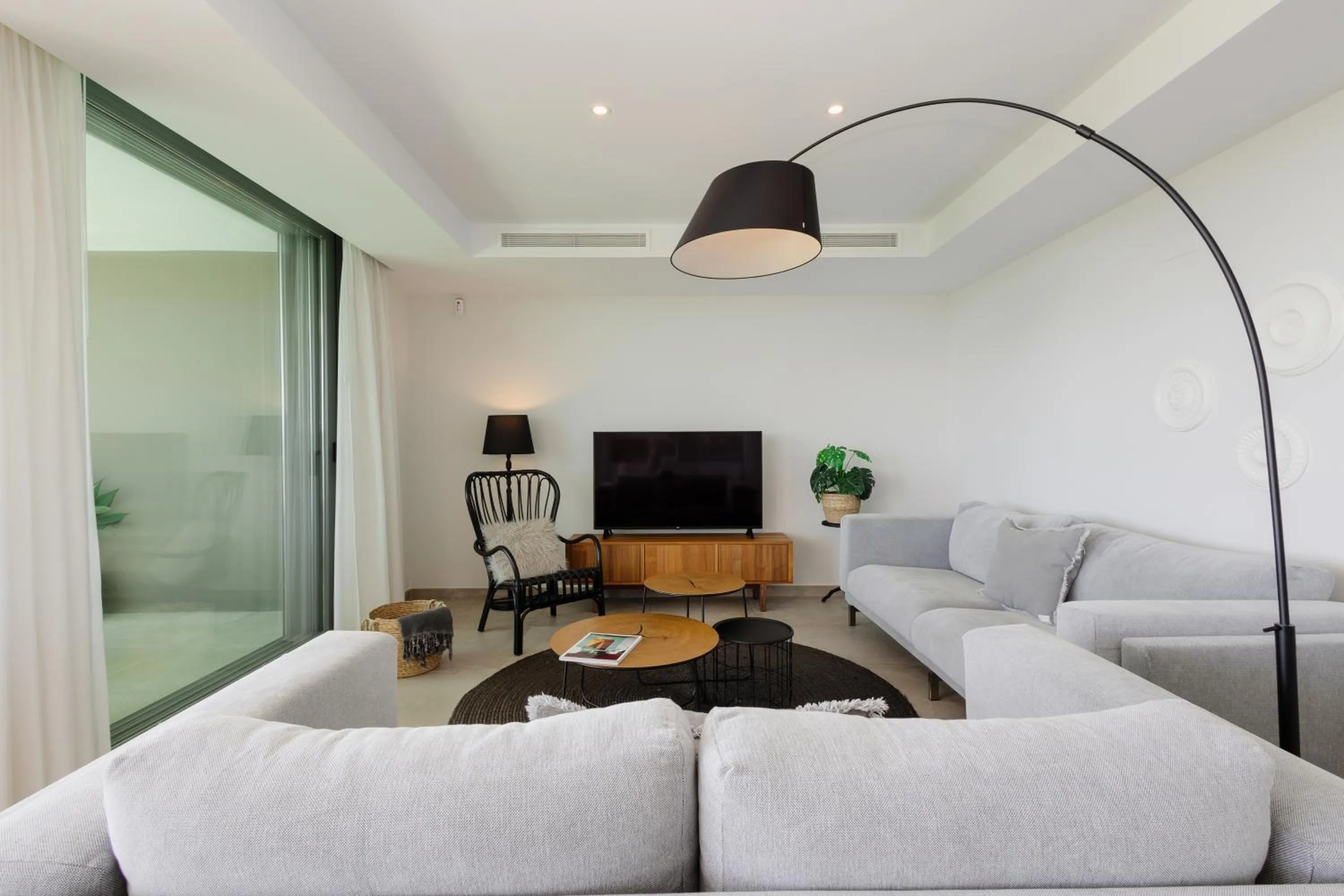 TV and multimedia in Luxury holiday apartment with 2 bedrooms in Cancelada