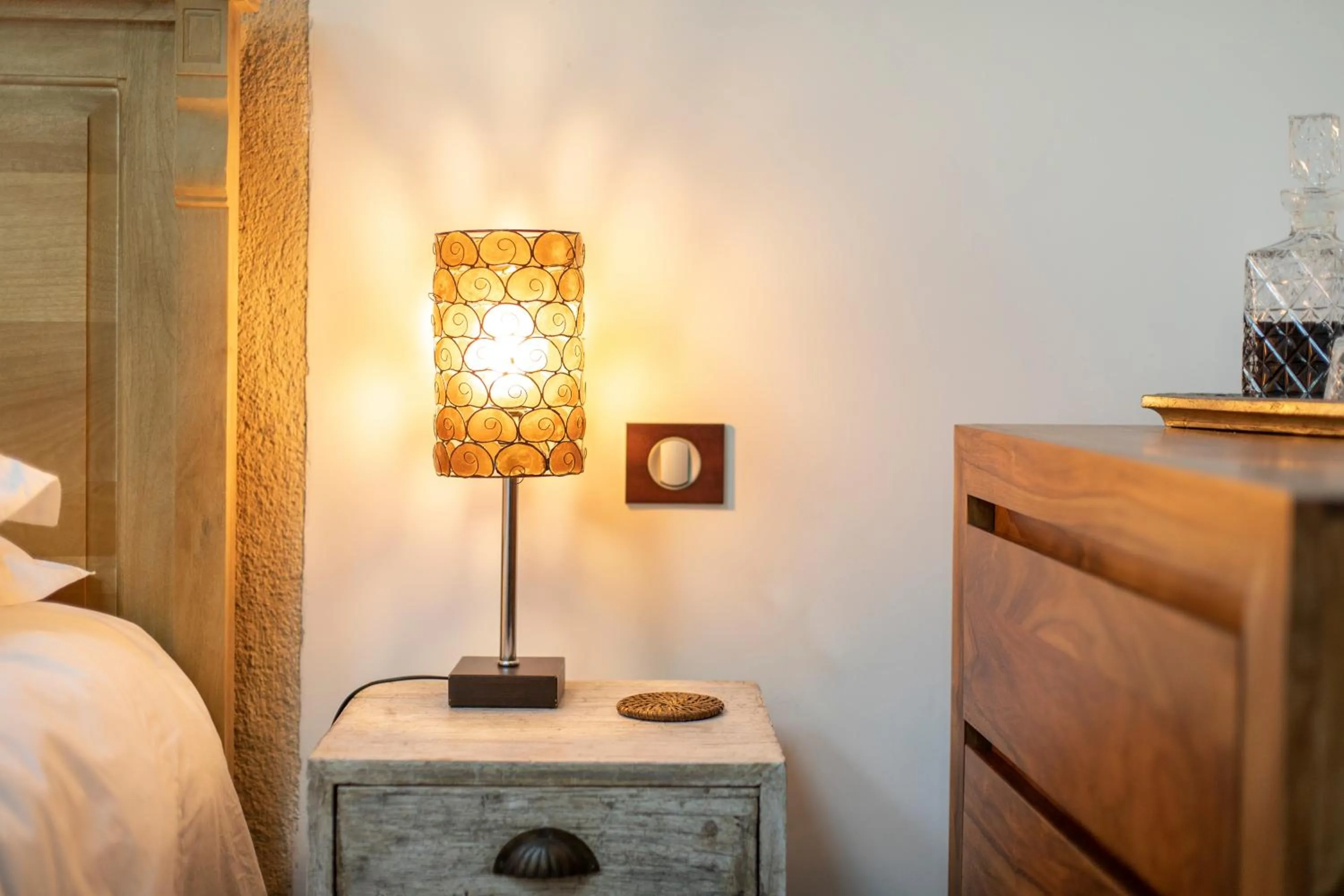Decorative detail, Bed in Le Mas des Romarins, FAYENCE