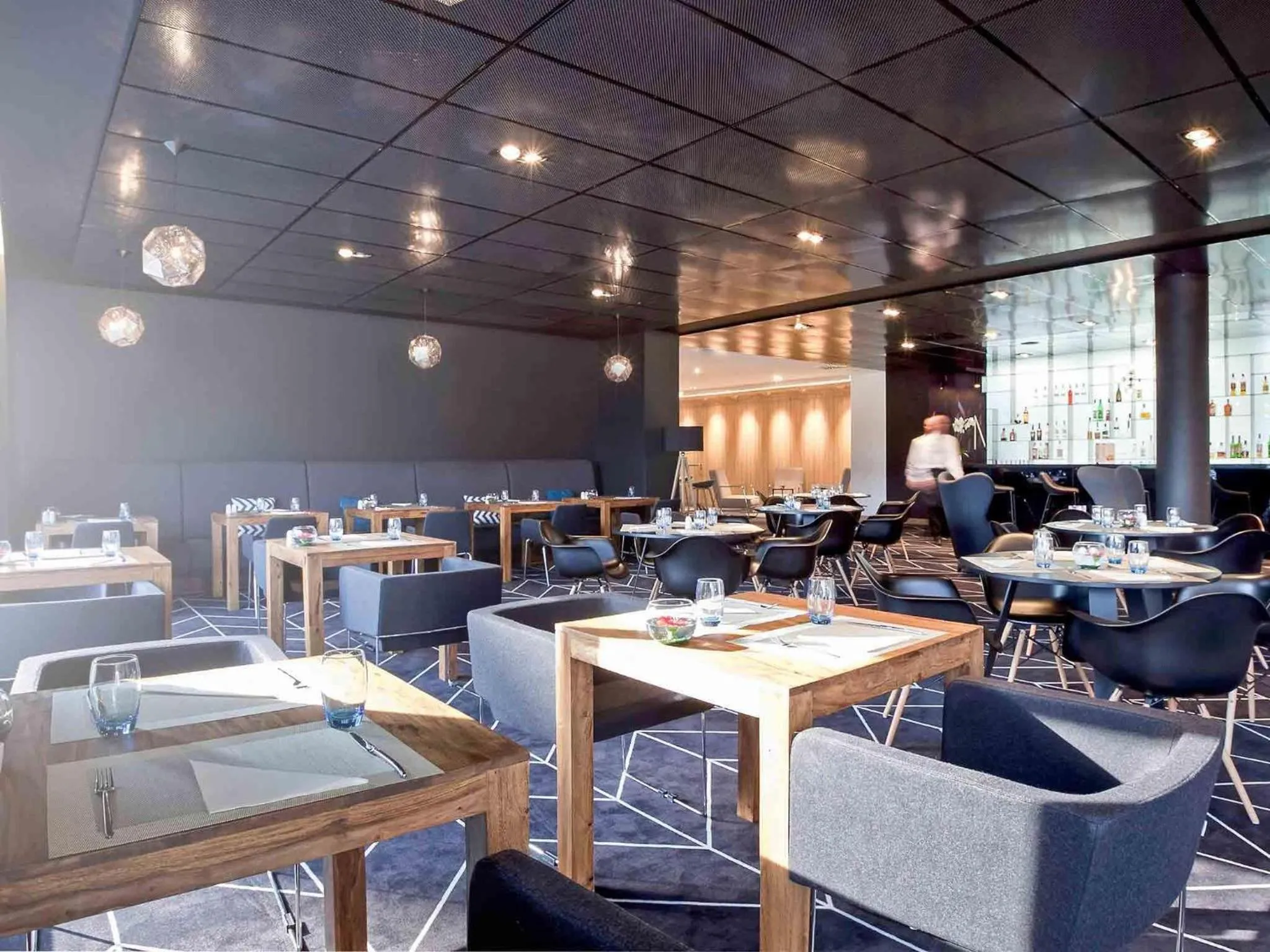 Restaurant/places to eat in Novotel Katowice Centrum