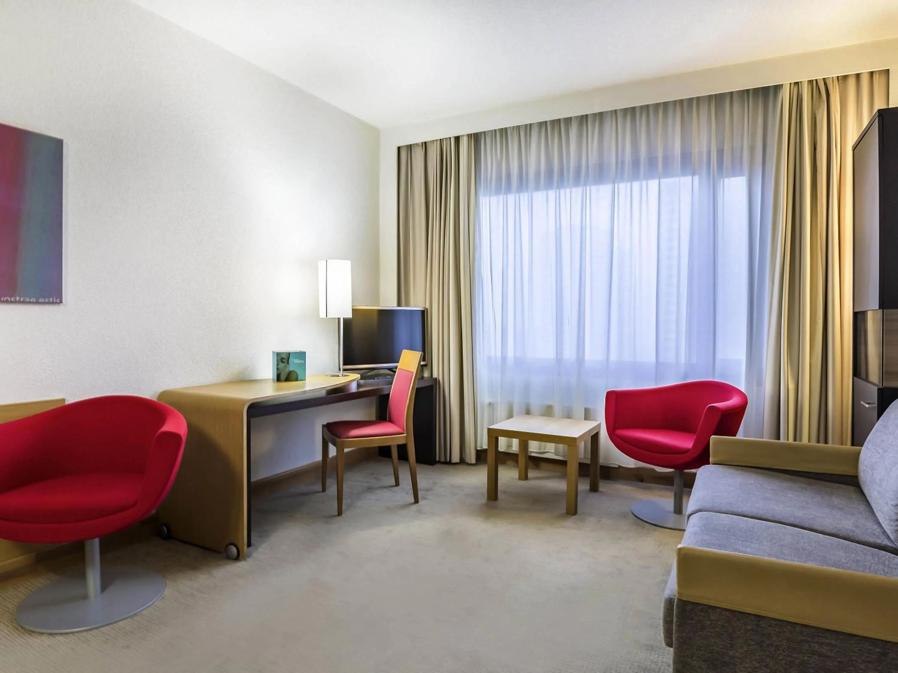 Bedroom in Novotel Katowice Centrum