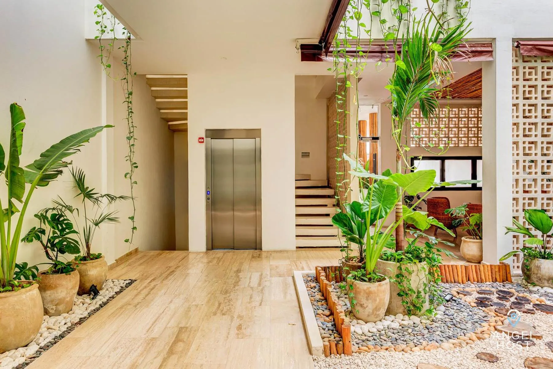 Property building in Chic Condotel with Roof Pool 10-Min Walk to Beach