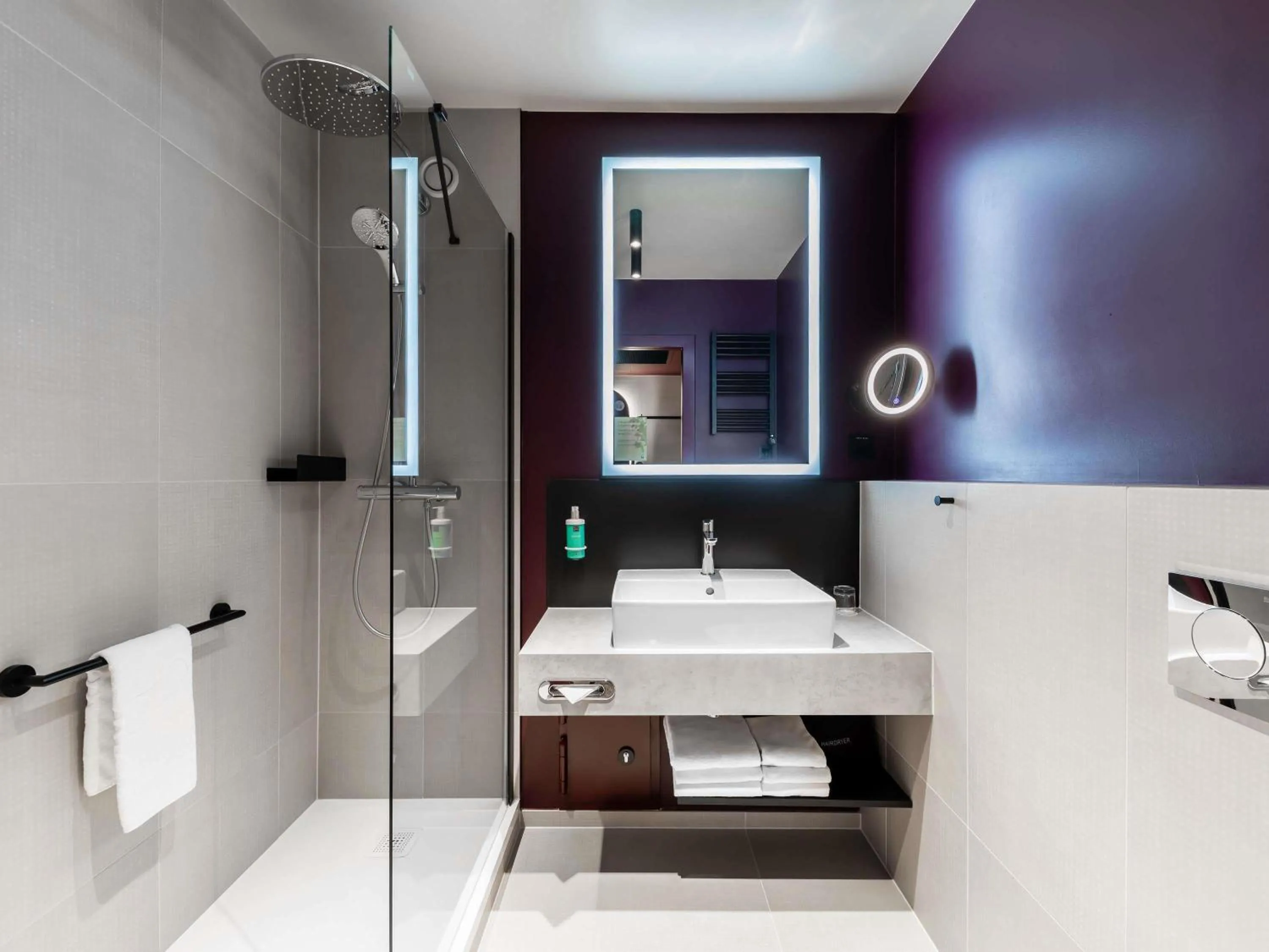 Bedroom in Novotel Warszawa Centrum