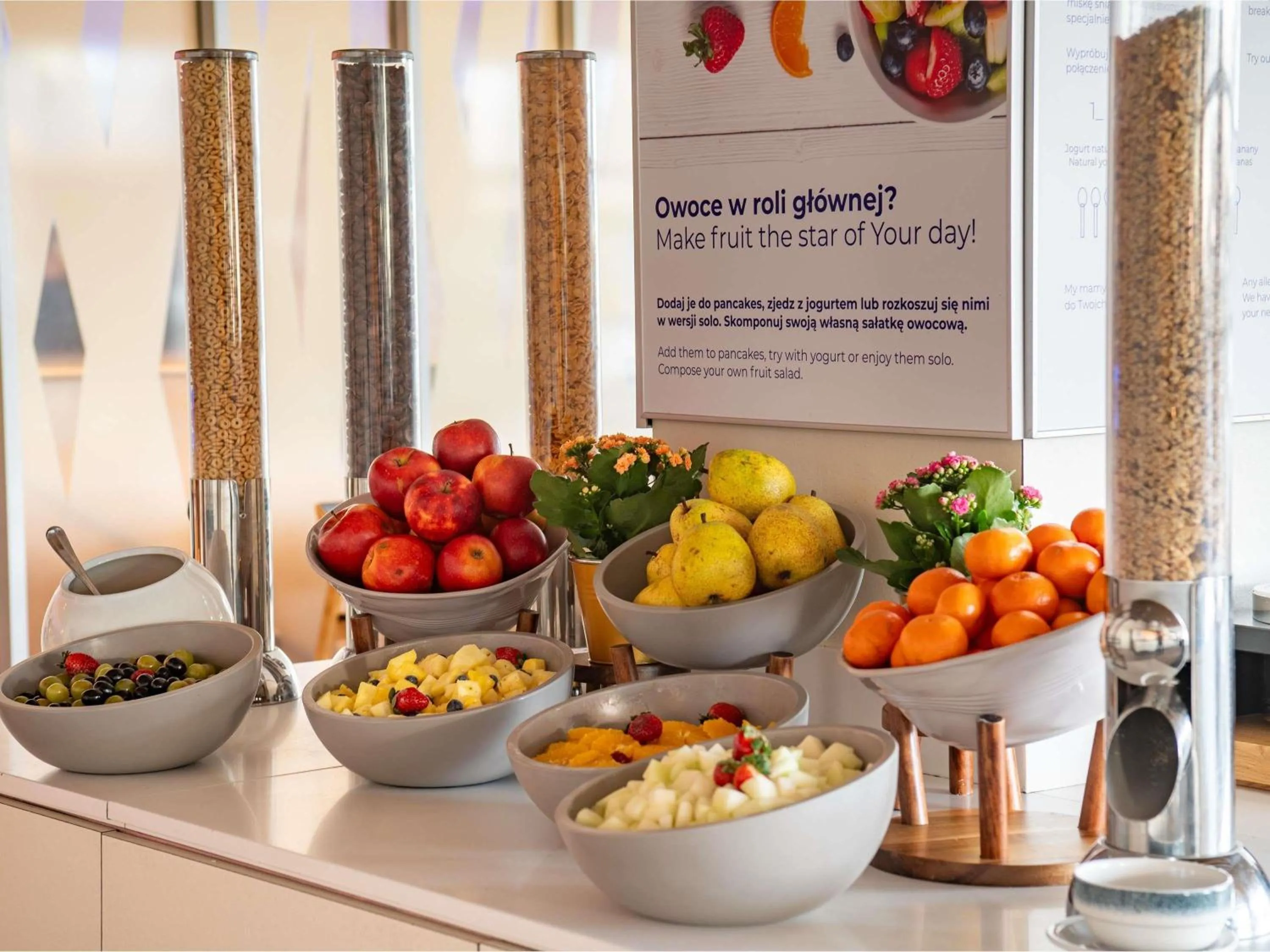 Restaurant/places to eat in Novotel Warszawa Centrum