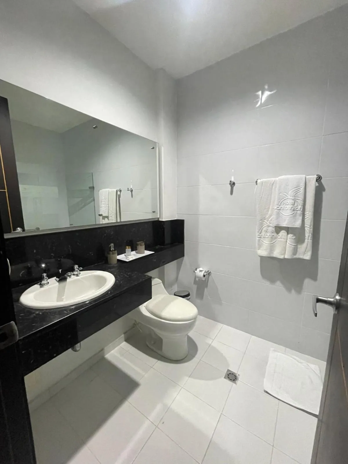 Bathroom in Hotel Santorini Loft