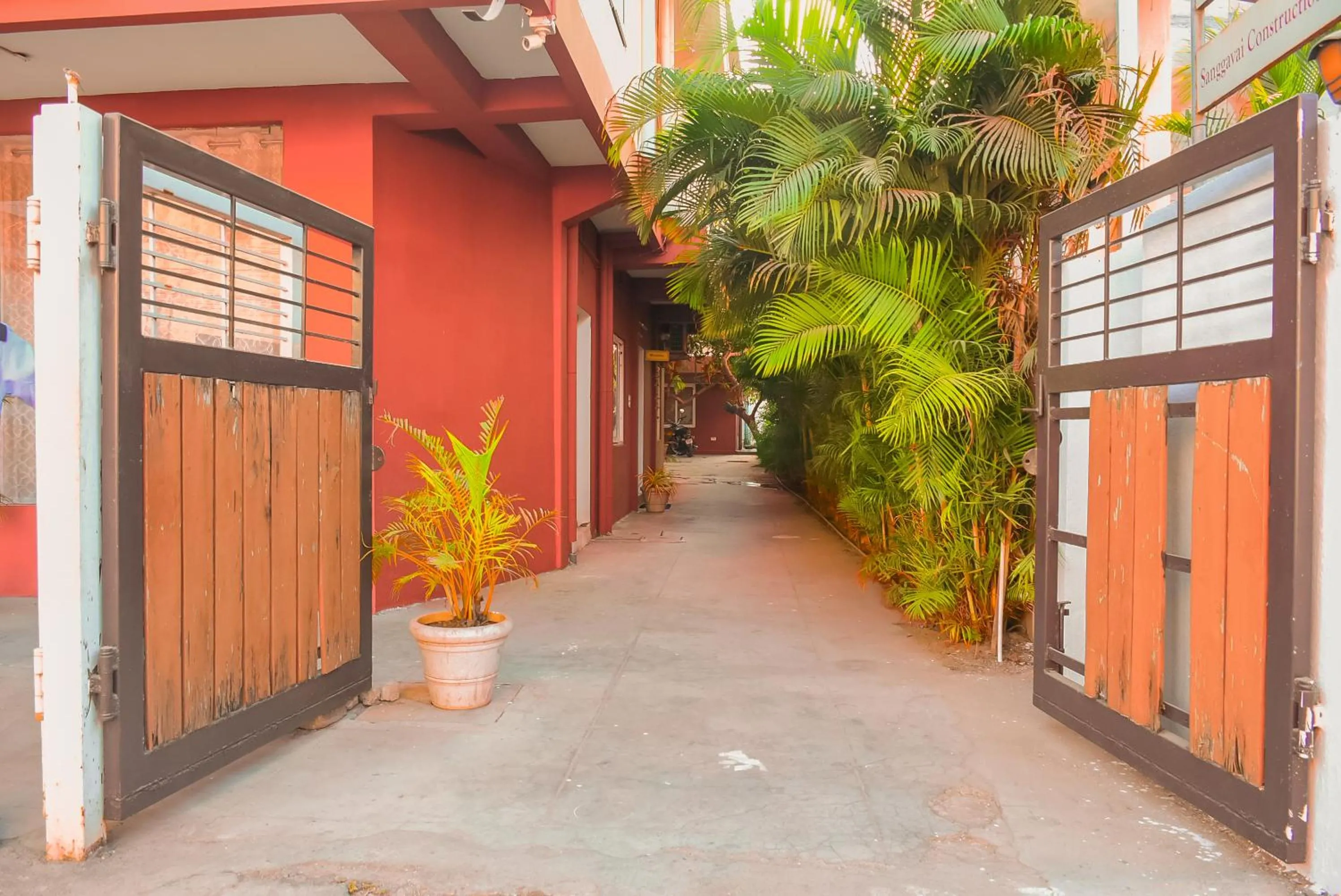 Facade/entrance in Naksha Tree Hotels- Ramapuram