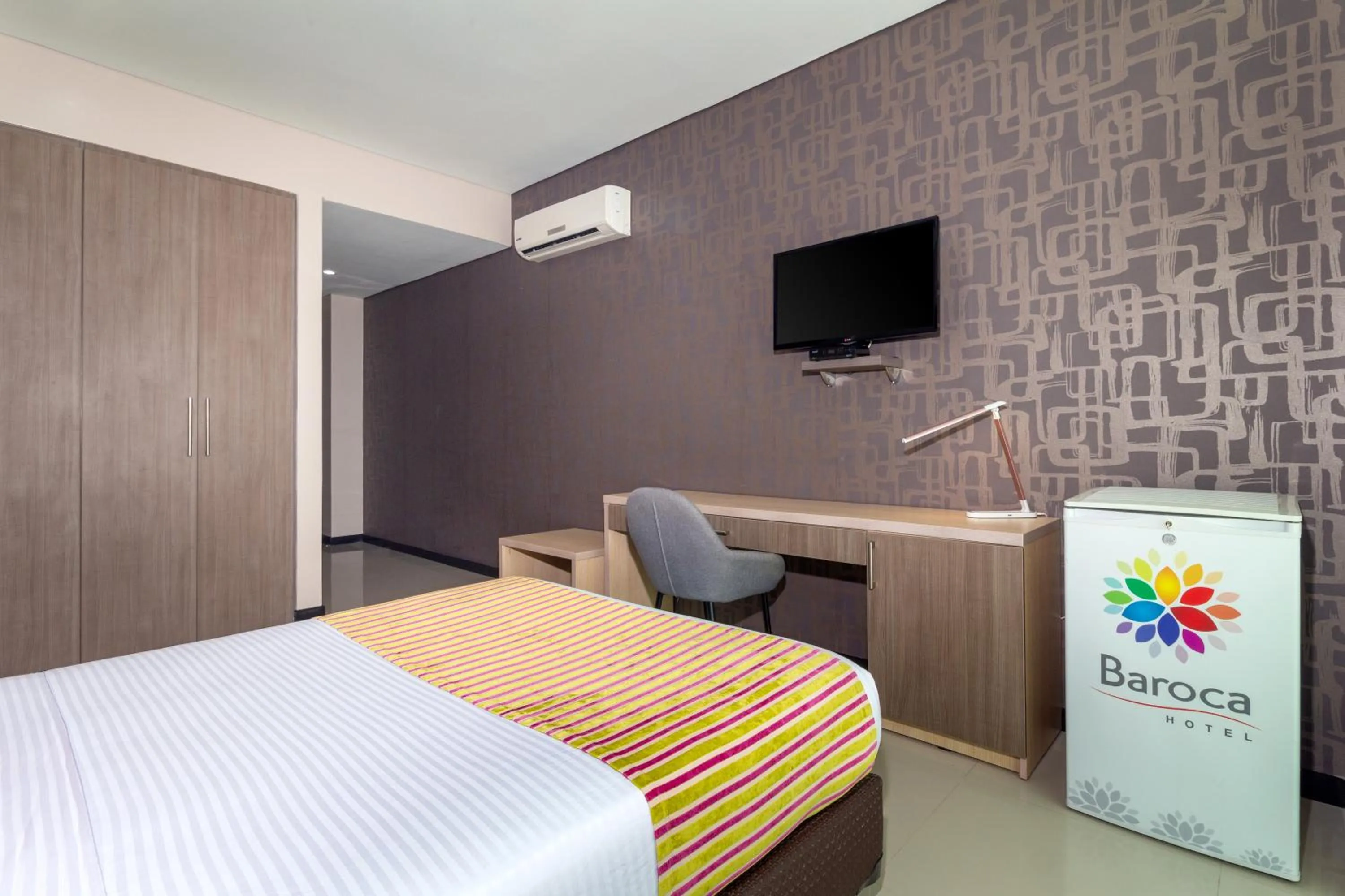 TV and multimedia, Bed in Hotel Baroca