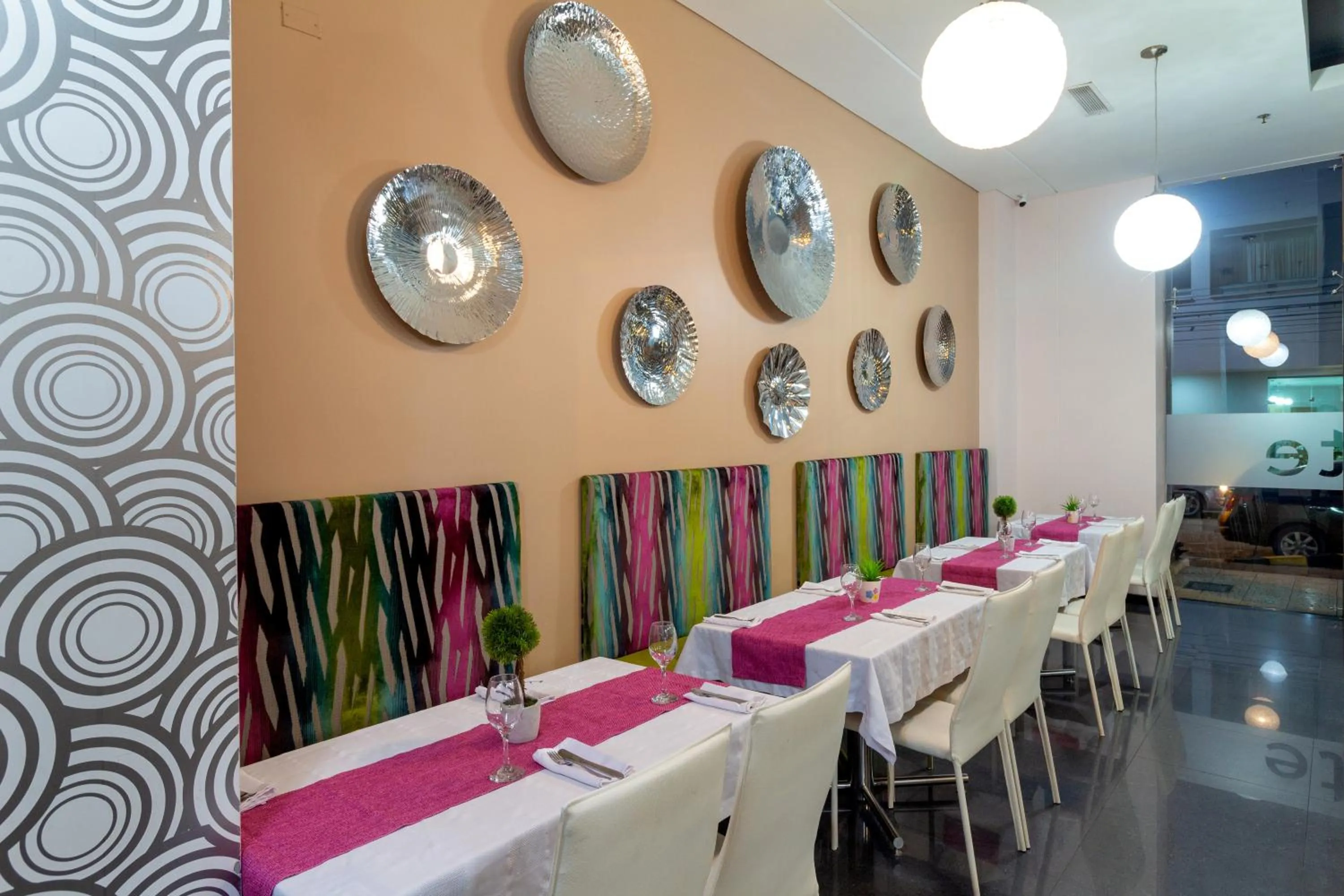 Restaurant/places to eat in Hotel Baroca