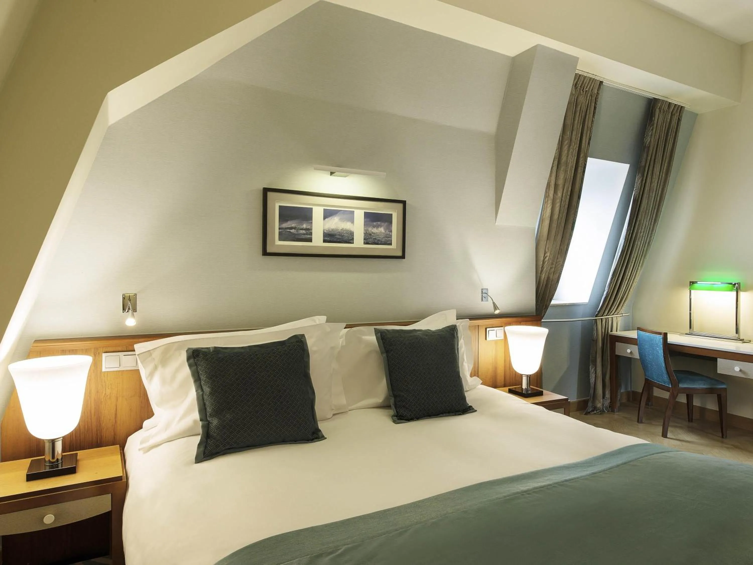 Bedroom, Bed in Sofitel Grand Sopot