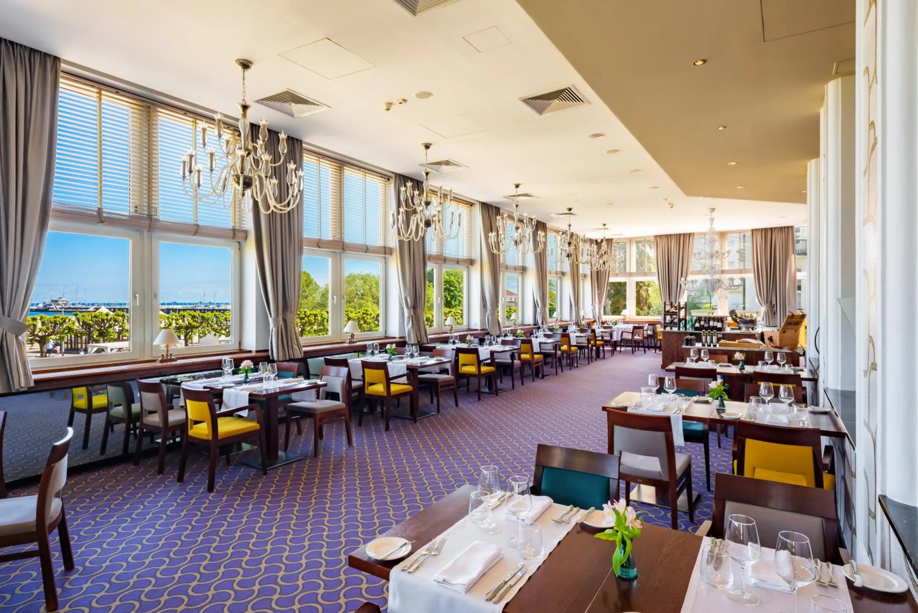 Restaurant/places to eat in Sofitel Grand Sopot