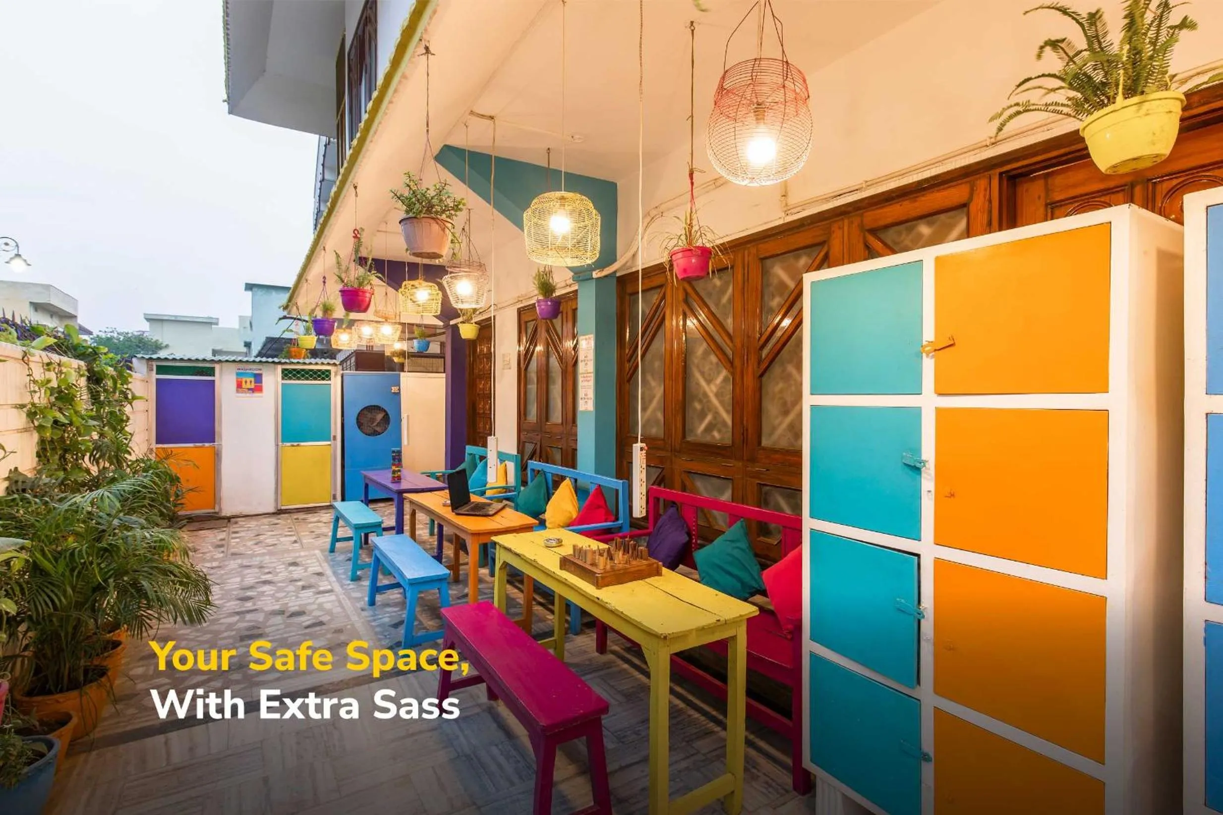 goSTOPS Lite Varanasi