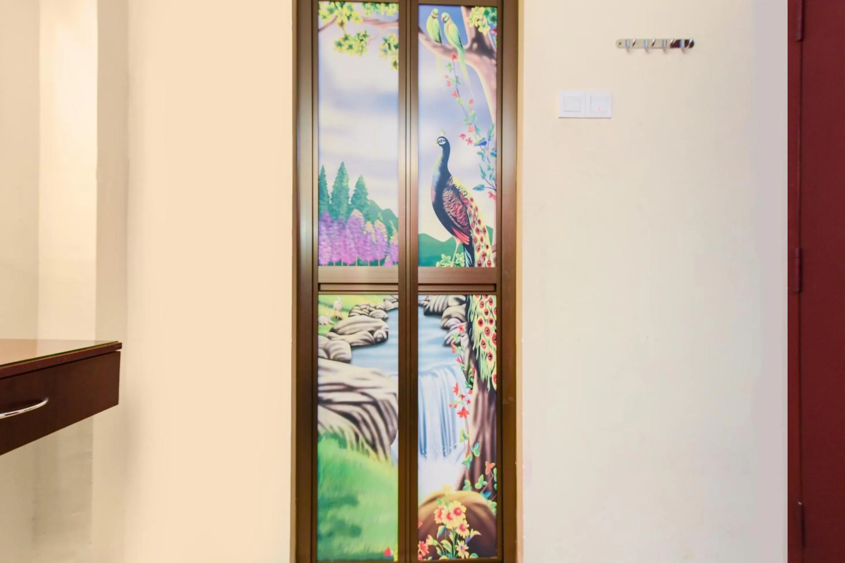 Bedroom in Super OYO 90562 J Hotel PJ