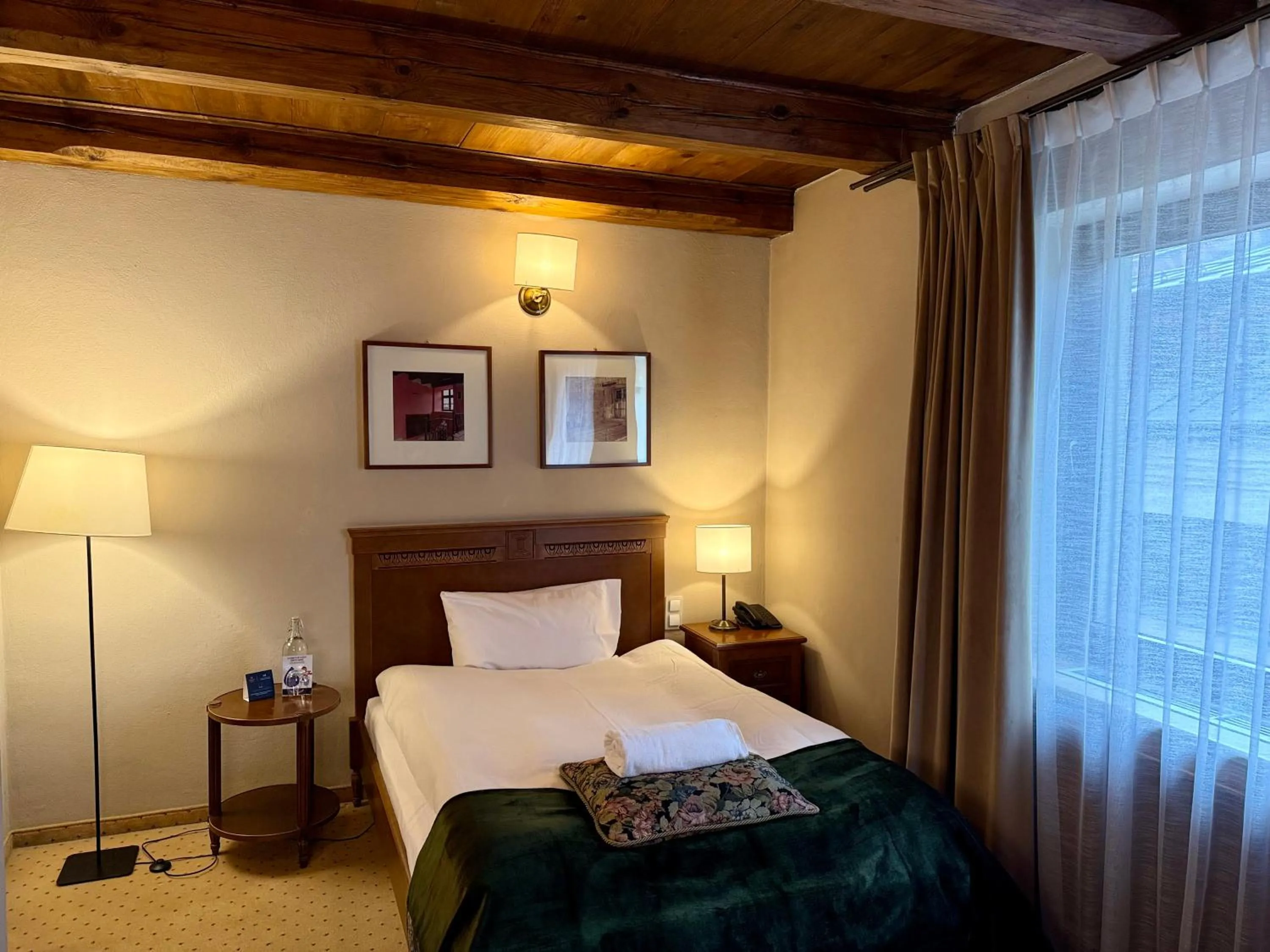 Photo of the whole room, Bed in Hotel Rubinstein