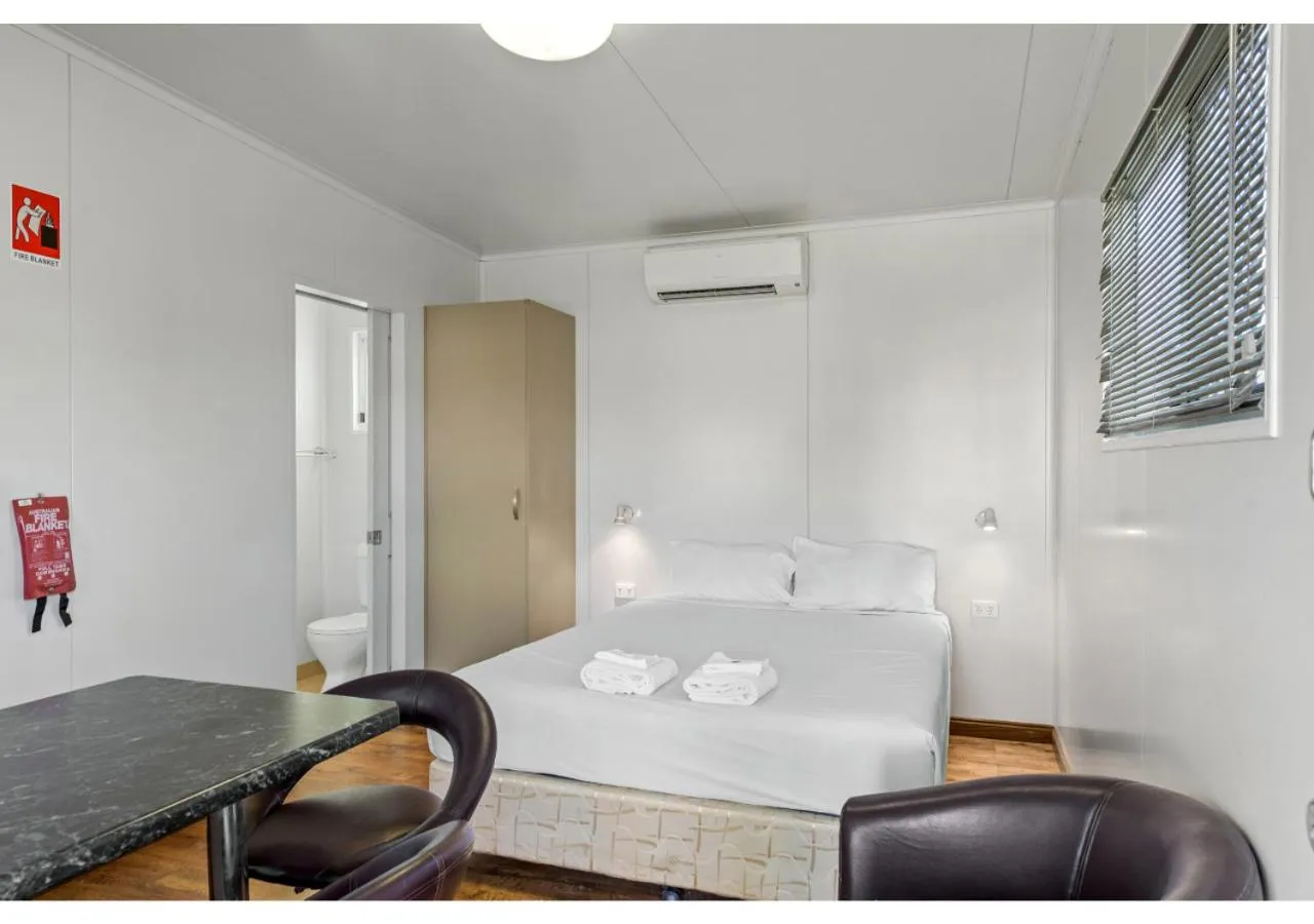 Photo of the whole room, Bed in Discovery Parks - Mackay
