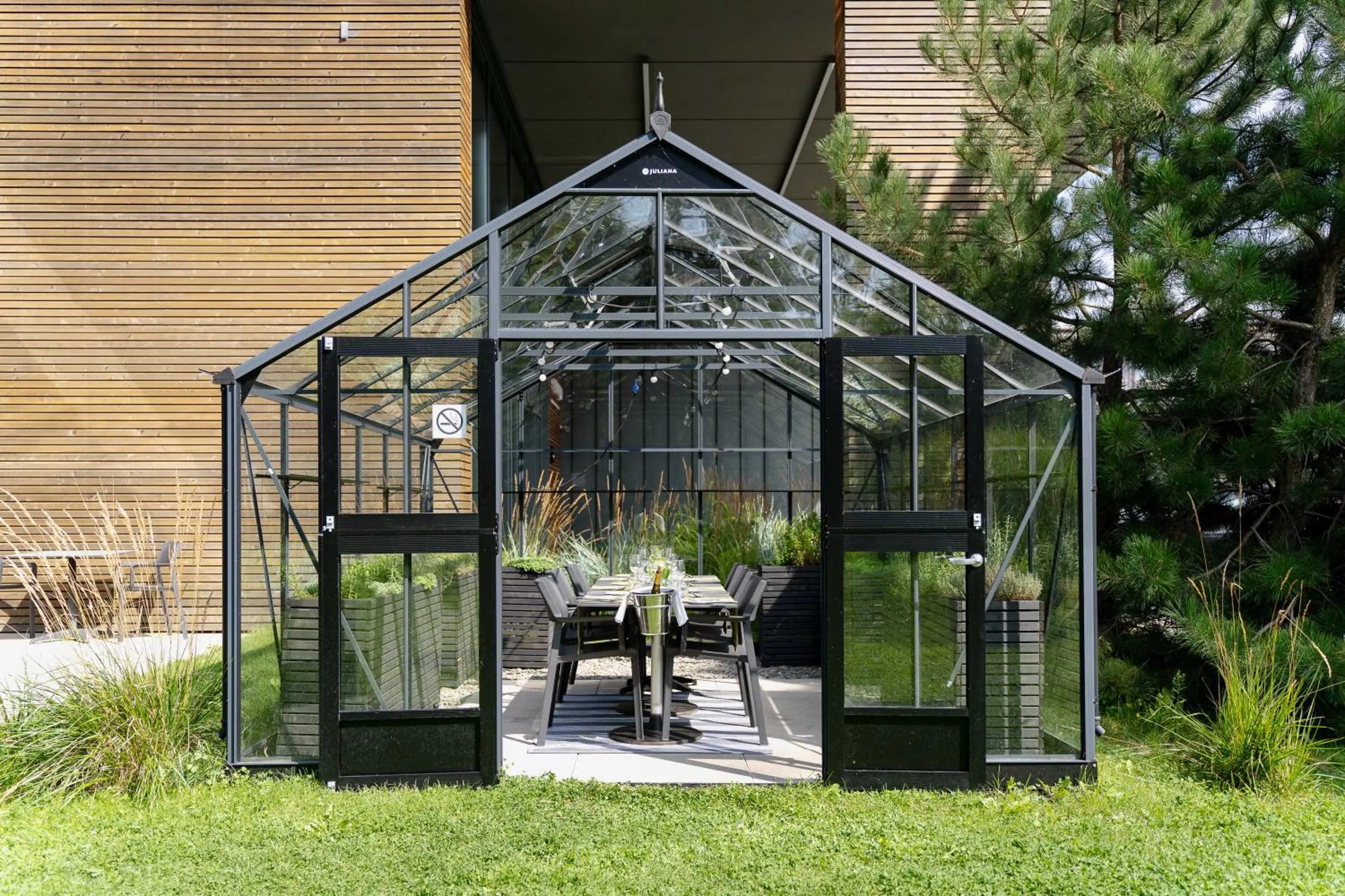 Spring in Hotel Shuum Boutique - Destigo Hotels