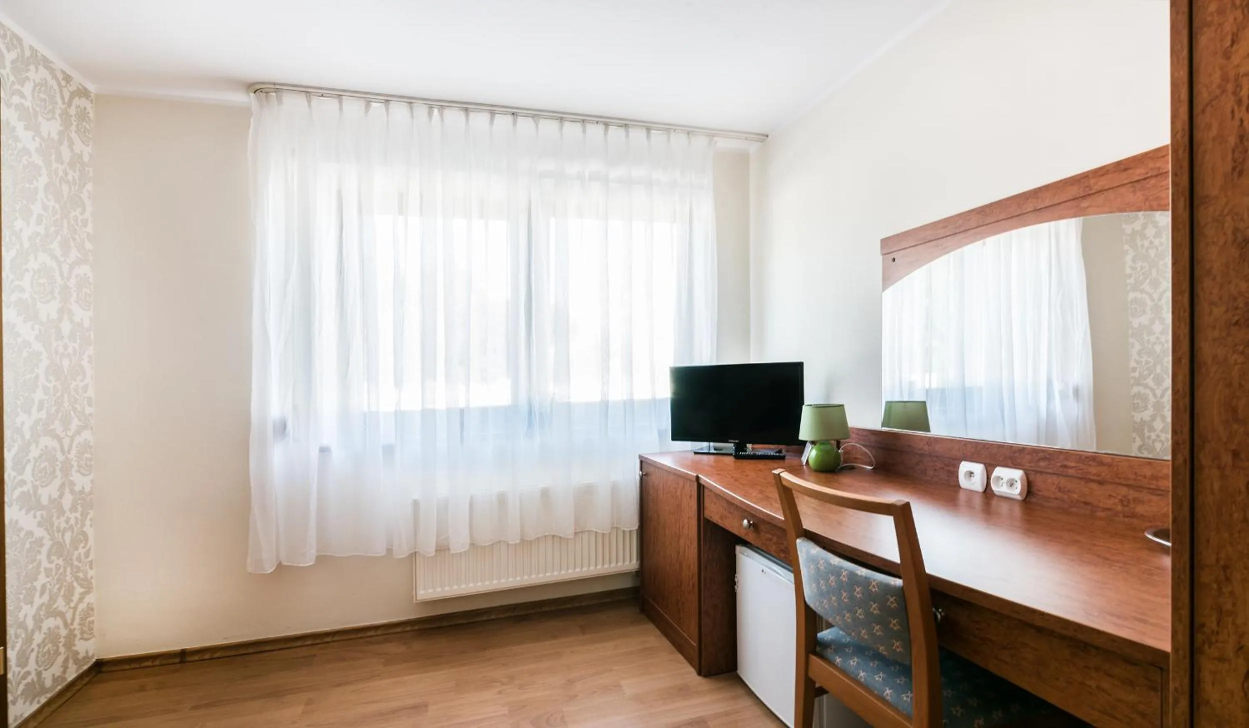 TV/Entertainment Center in Gościniec Witomino