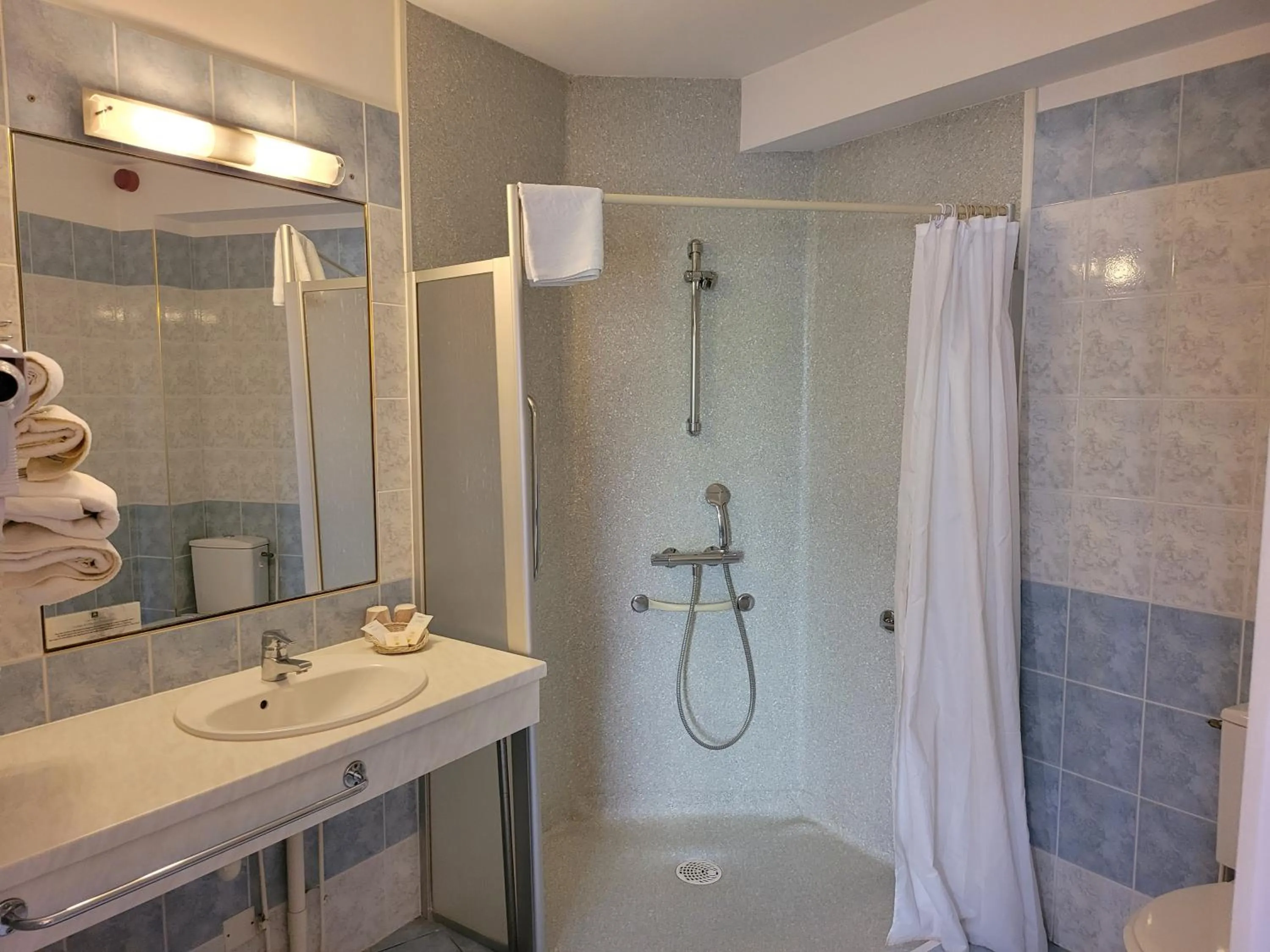 L'AUBERGE DE L'OLIVE