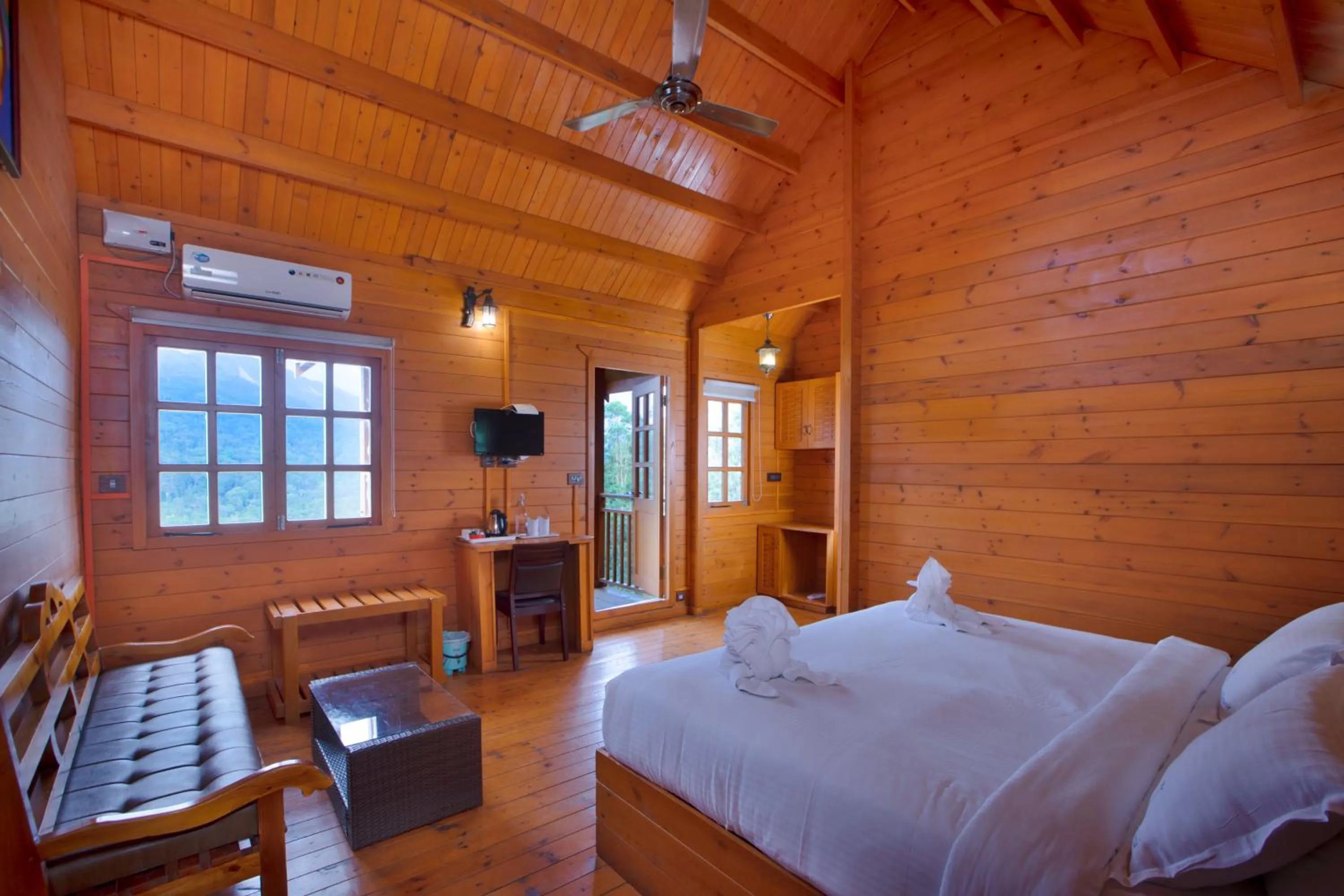 Bedroom in Eterno Camellia & Elettaria Resort with Pool