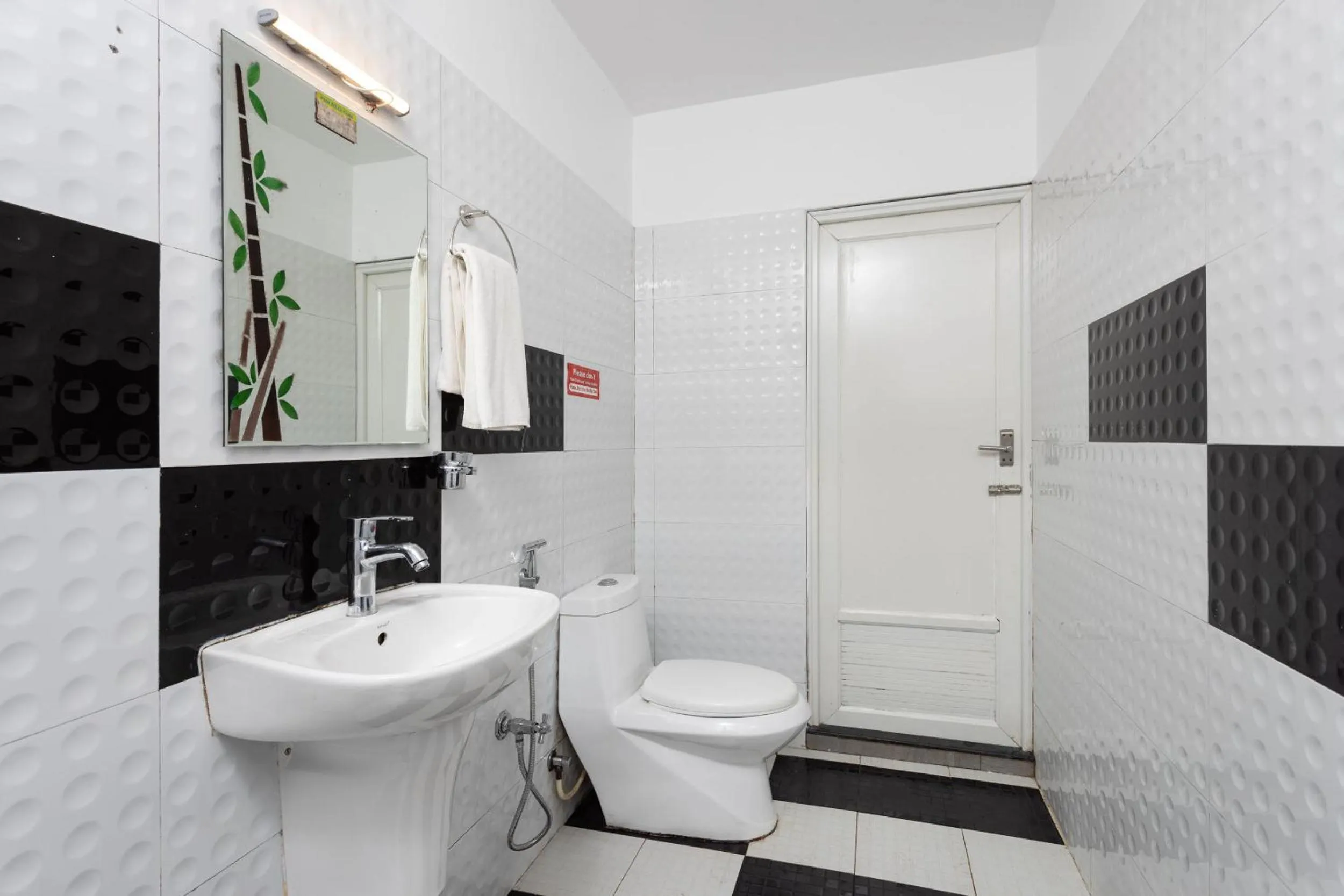 Eterno Camellia & Elettaria Resort with Pool