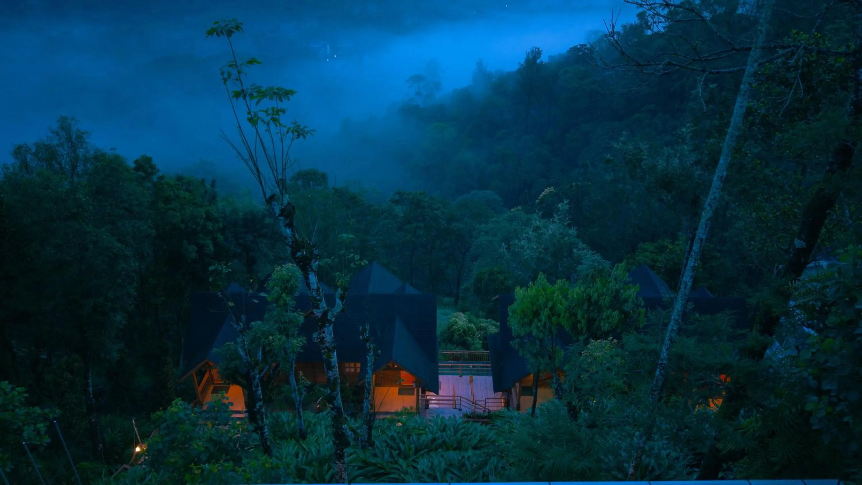 Eterno Camellia & Elettaria Resort with Pool