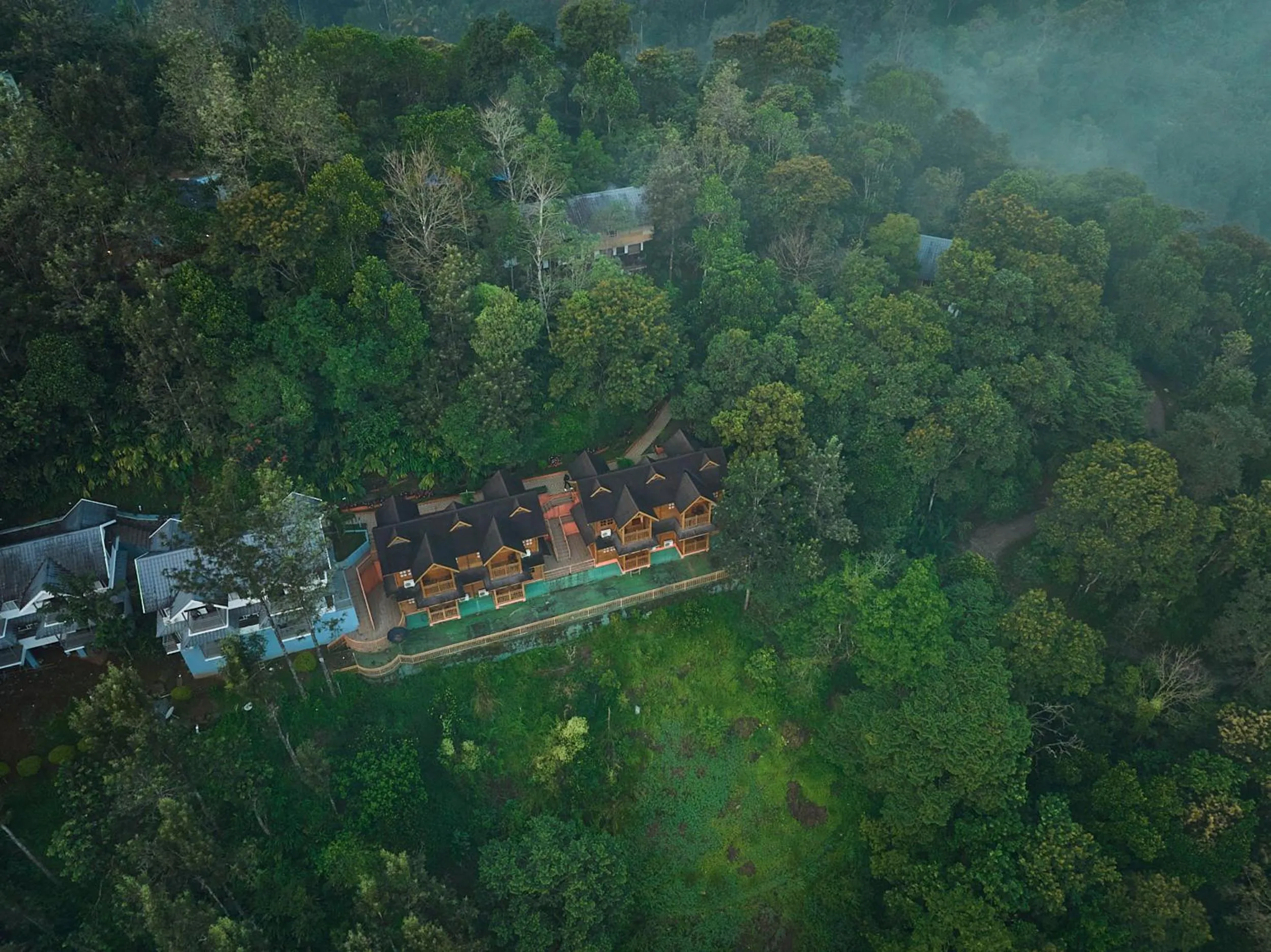 Eterno Camellia & Elettaria Resort with Pool