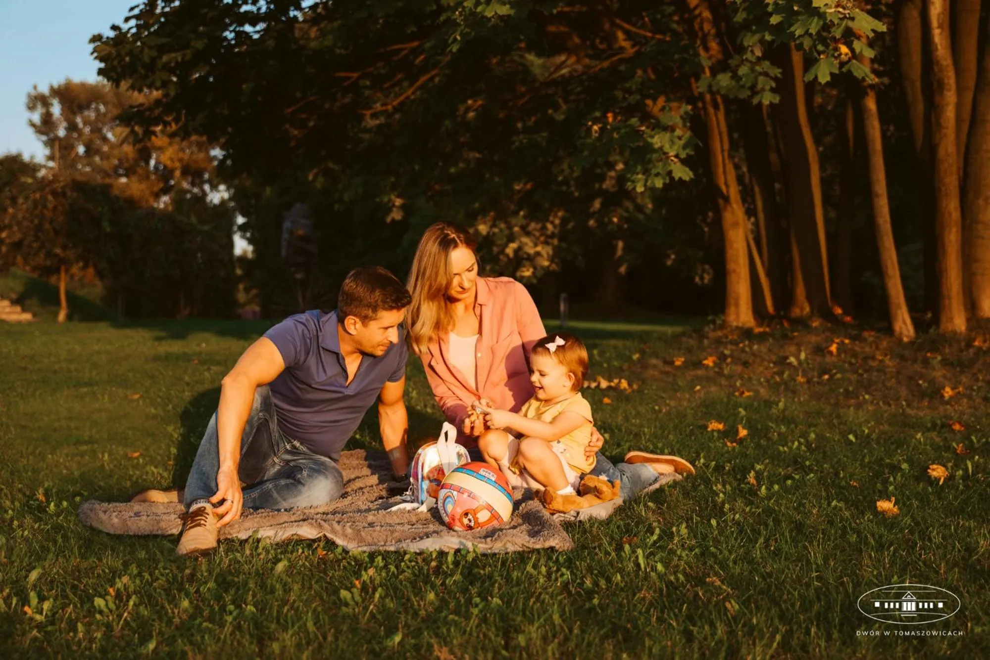 People in Dwór w Tomaszowicach