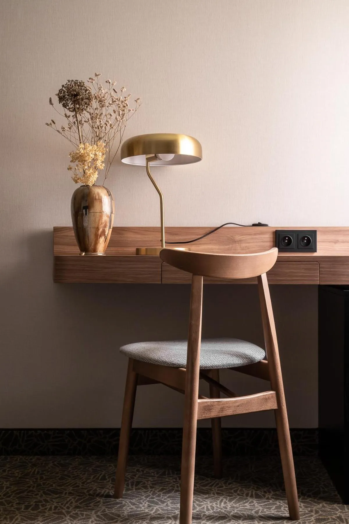 hair dresser in Dwór w Tomaszowicach