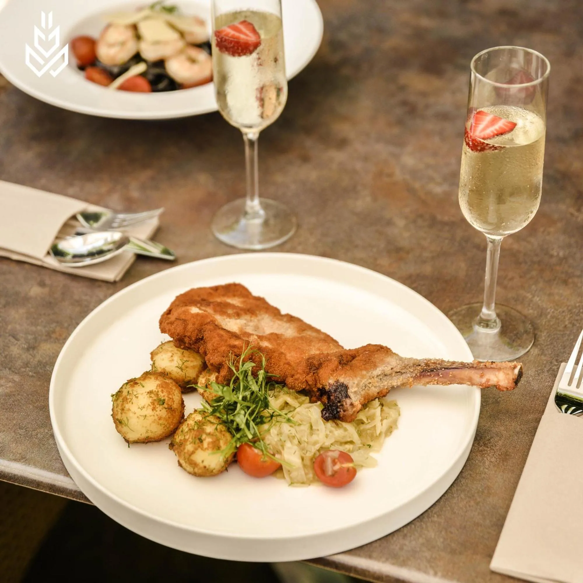 Restaurant/places to eat in Dwór w Tomaszowicach