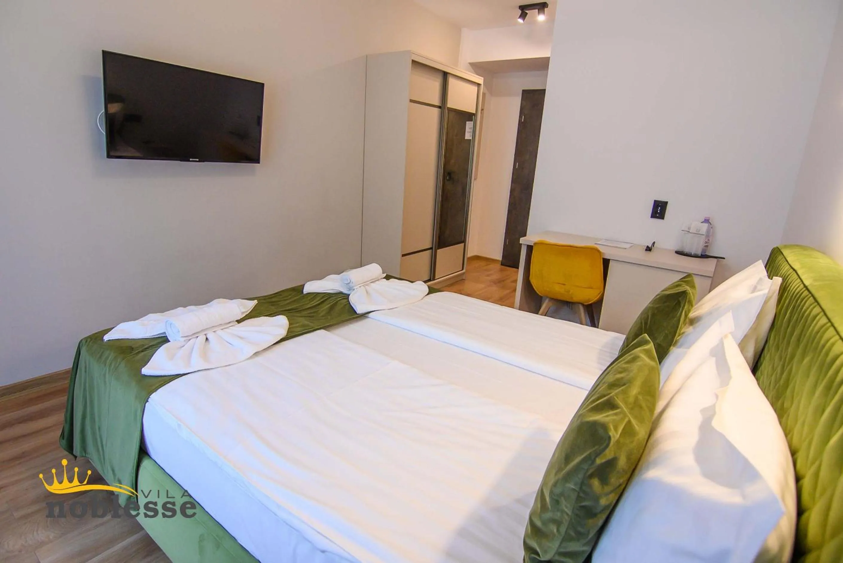 TV and multimedia, Bed in Vila Noblesse