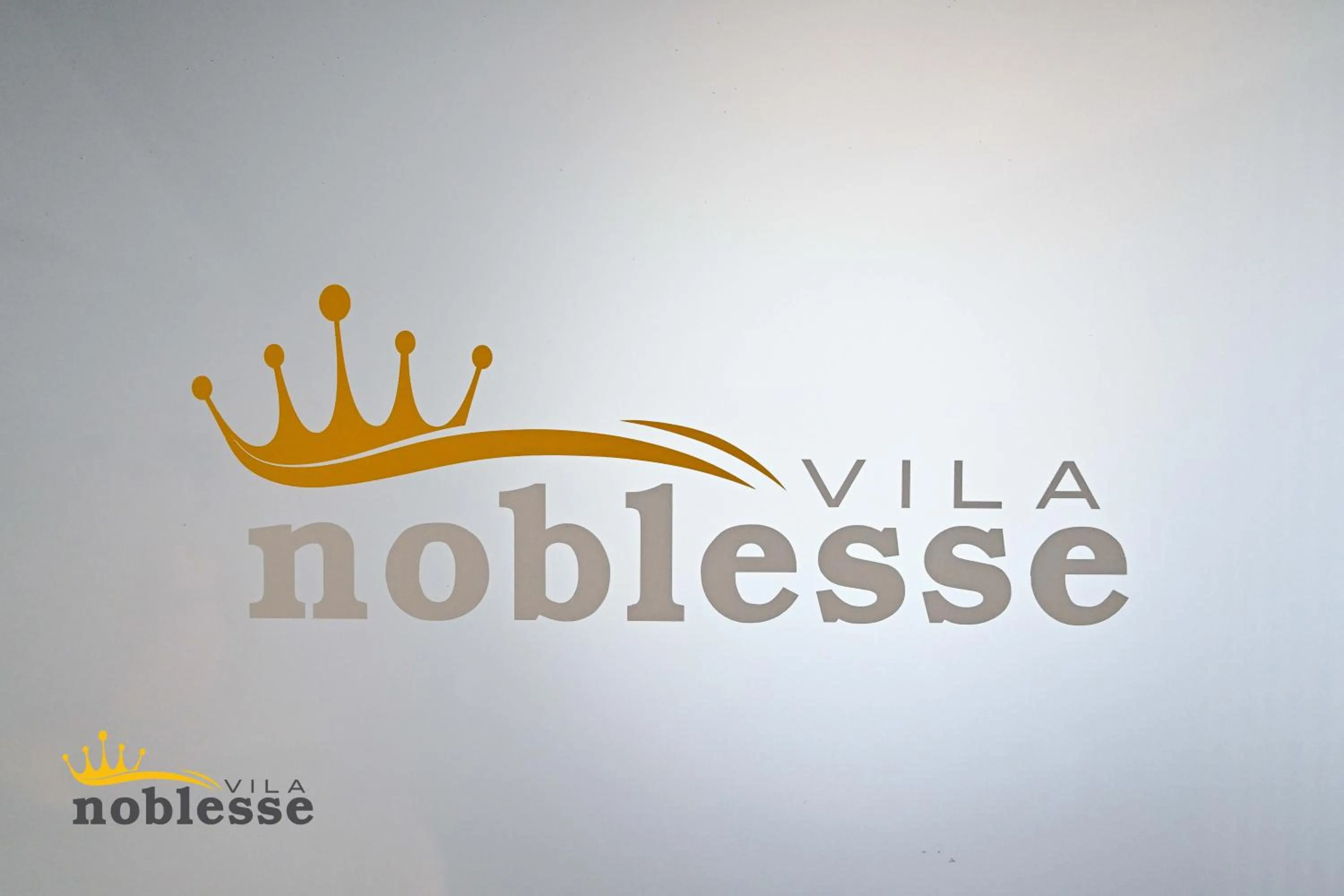 Logo/Certificate/Sign in Vila Noblesse