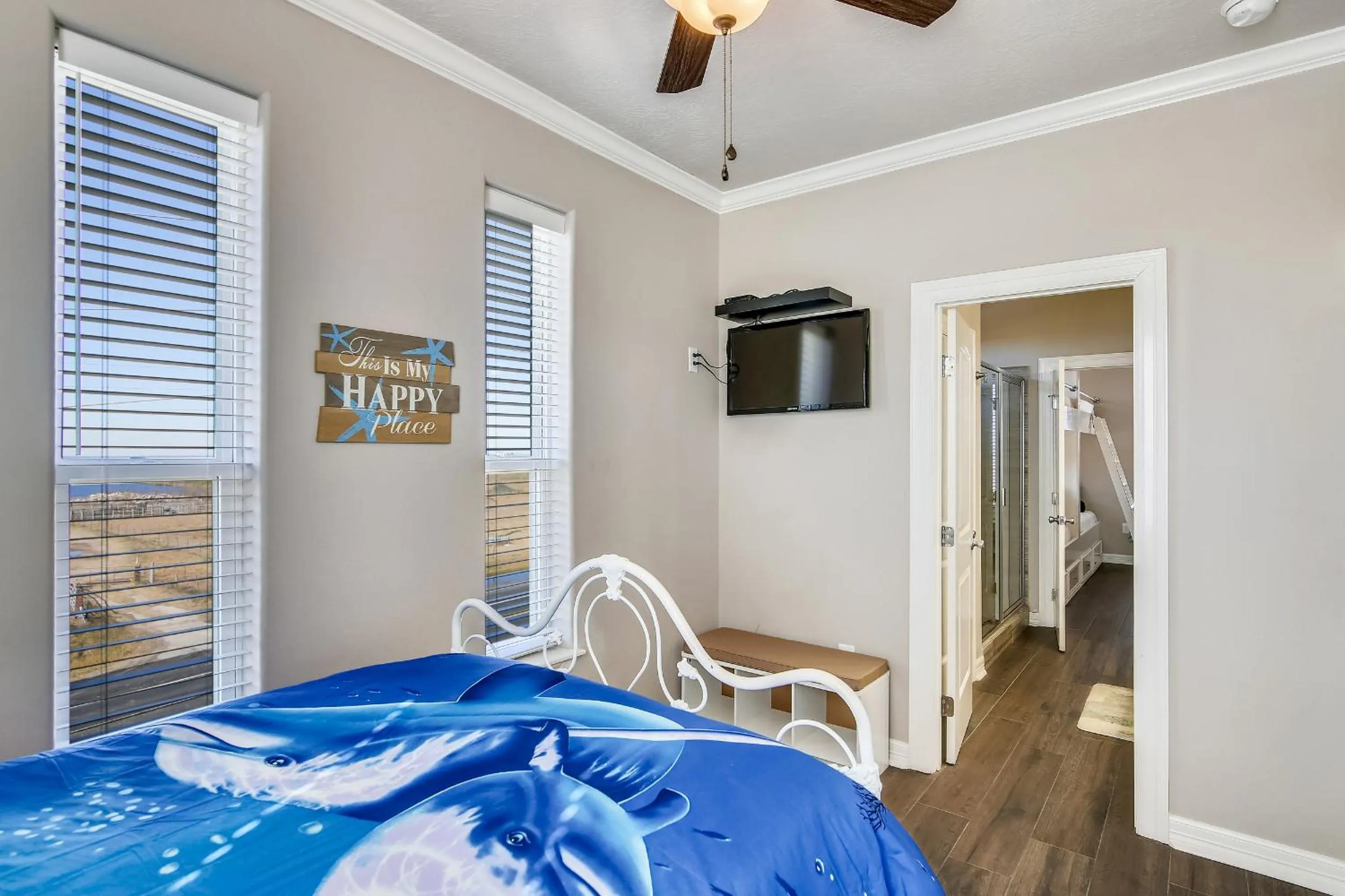 Bed in Enchanted Beachfront