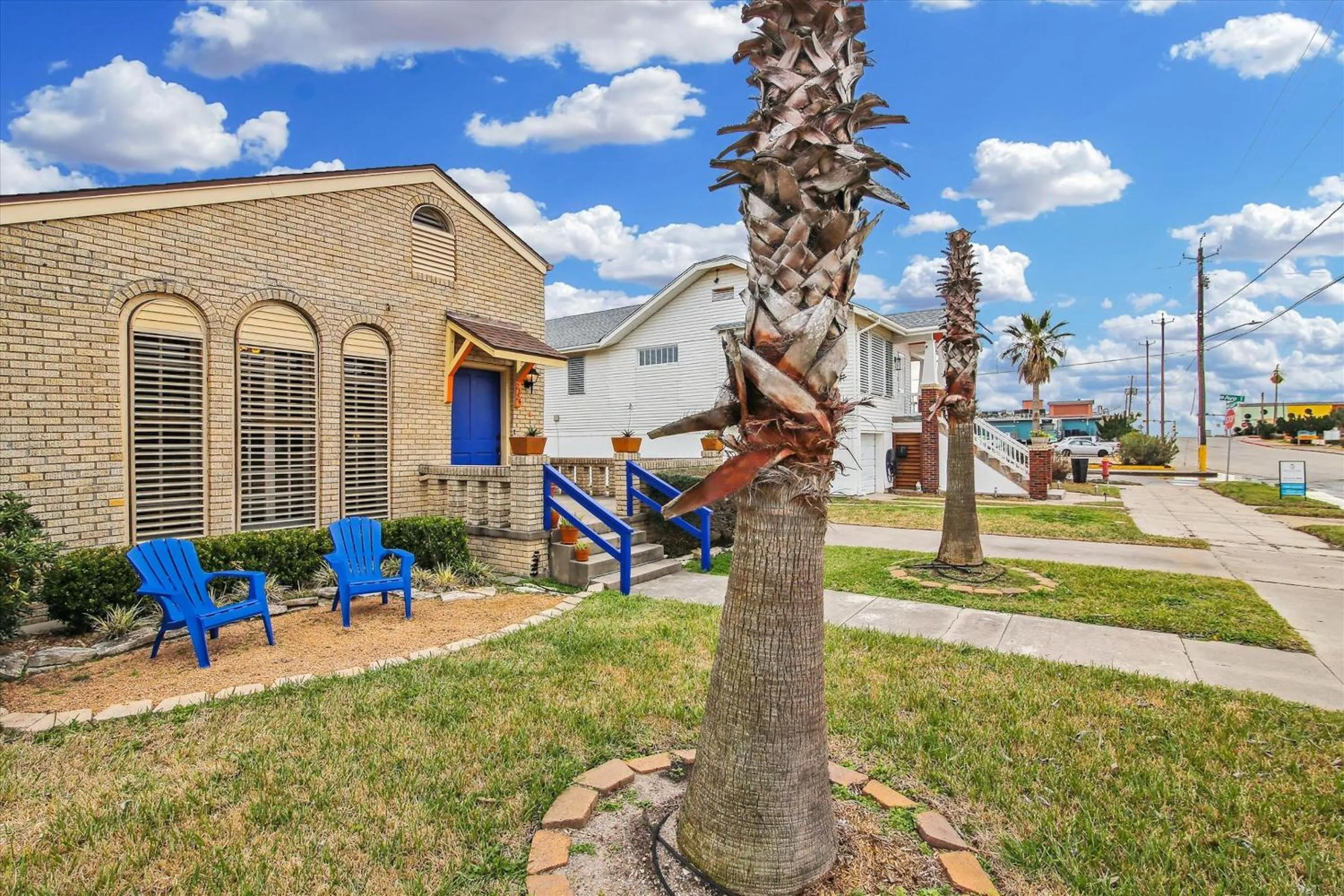 Property building in Endless Summer