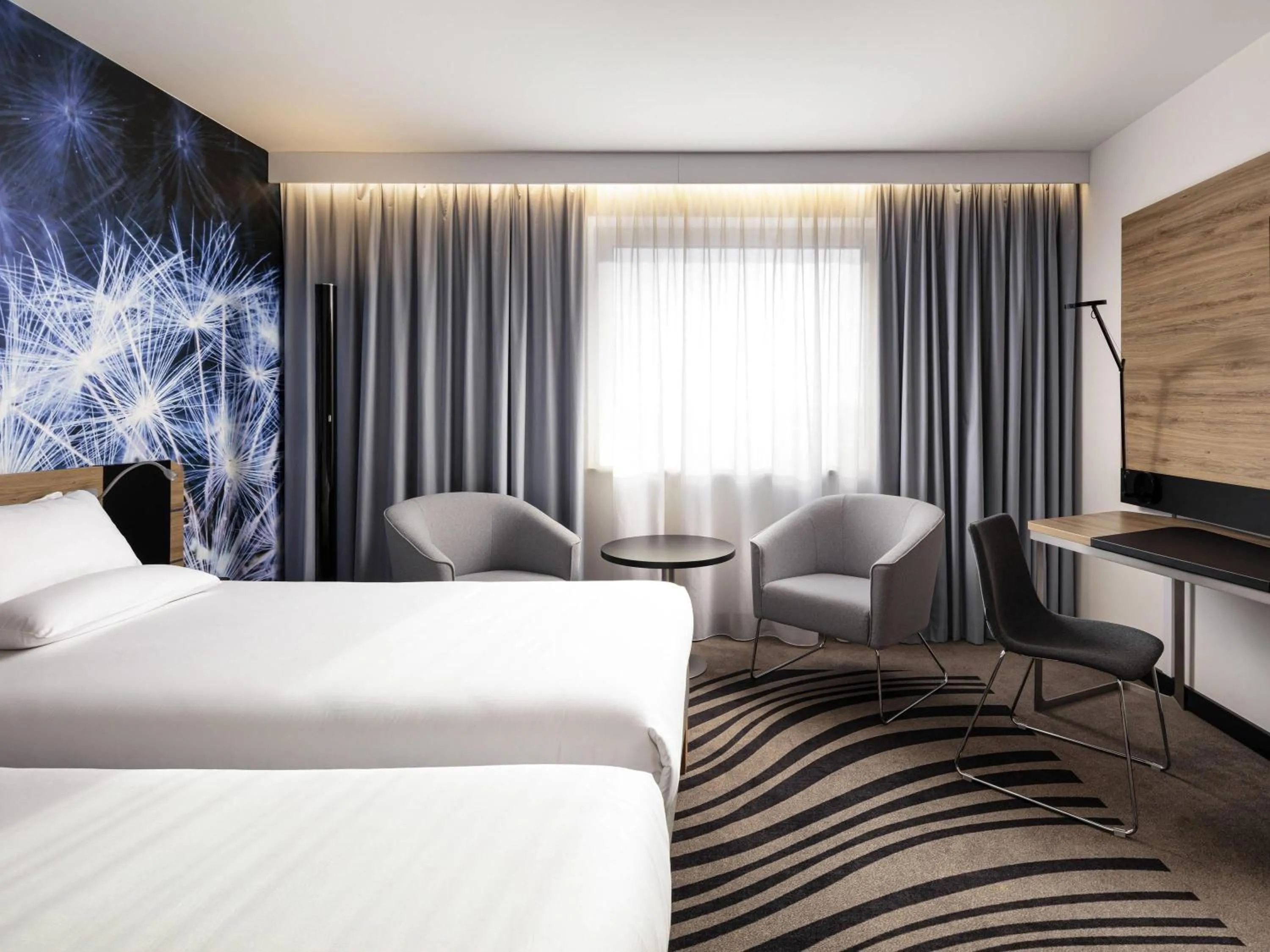 Bedroom, Bed in Novotel Poznan Centrum