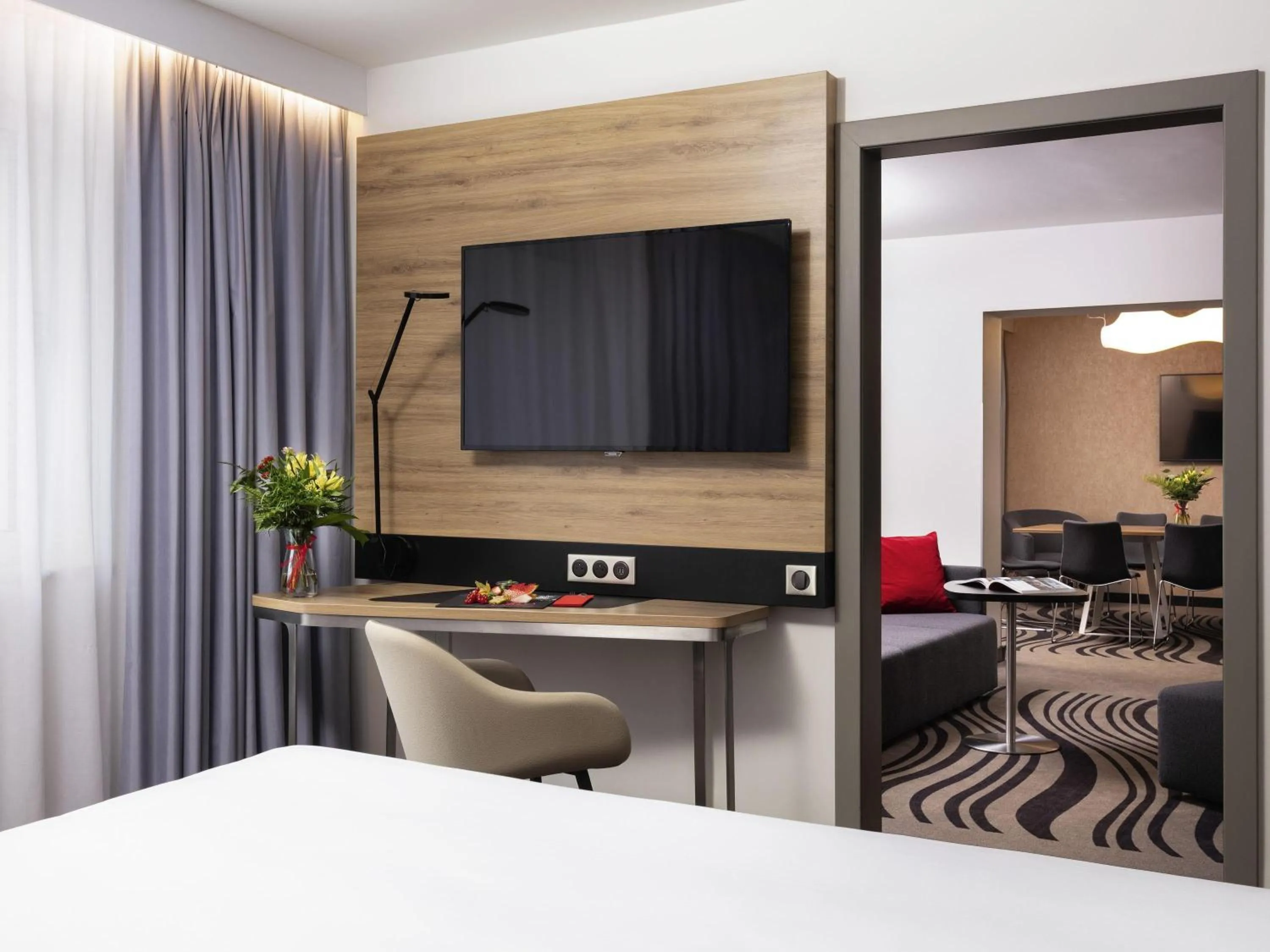 Bedroom, Bed in Novotel Poznan Centrum