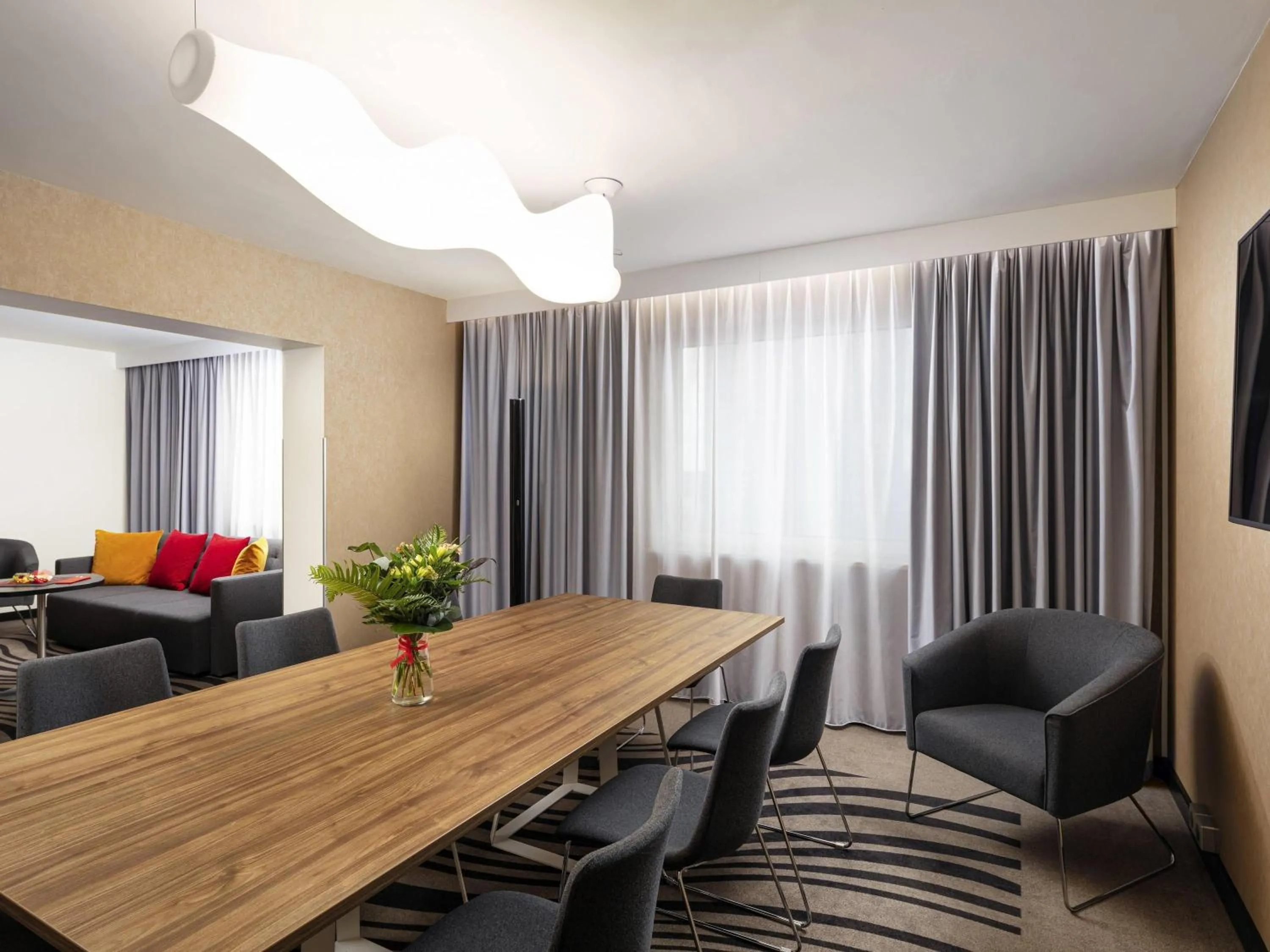 Bedroom in Novotel Poznan Centrum