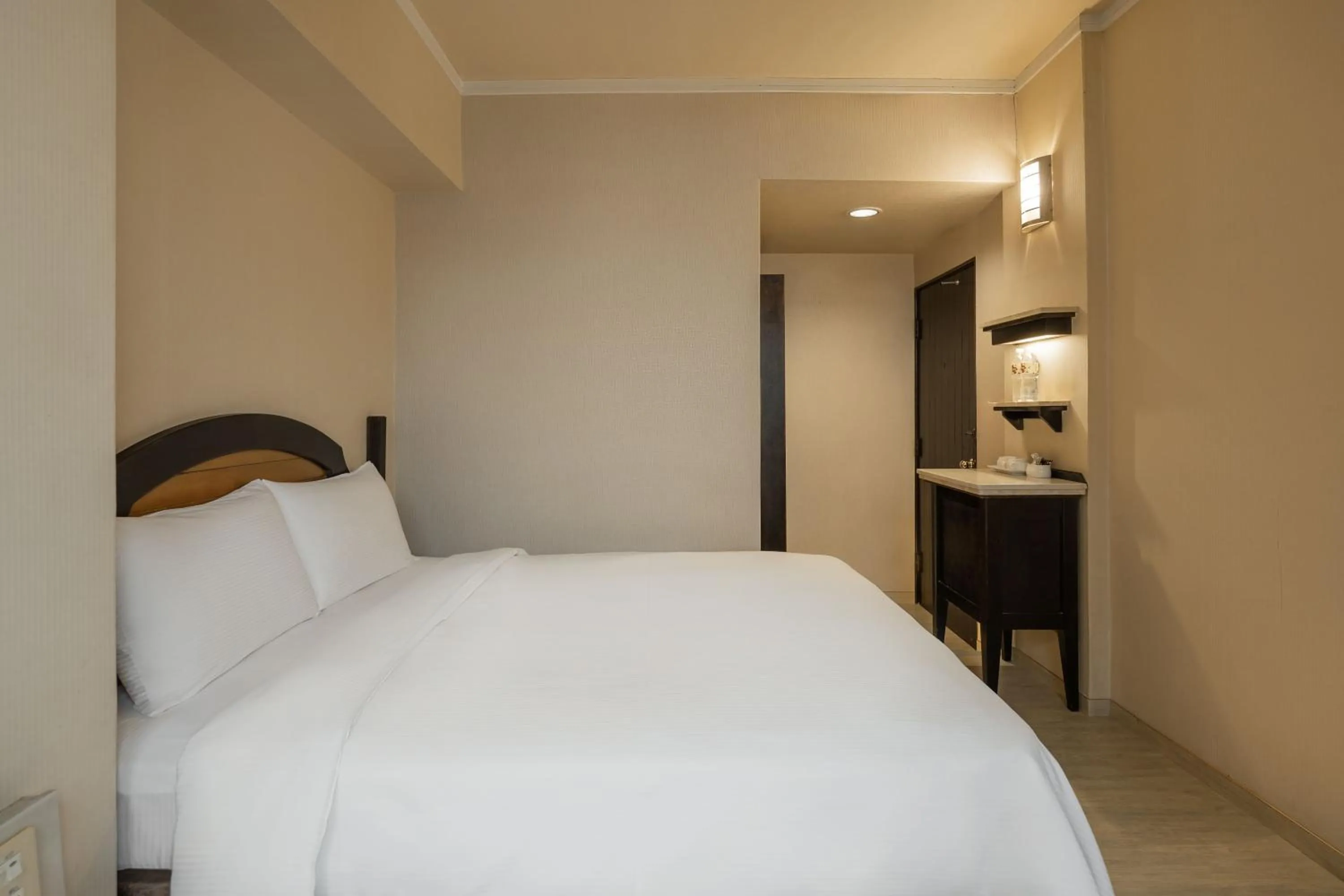 Coffee/tea facilities, Bed in Kindness Hotel - Weiwuying Branch