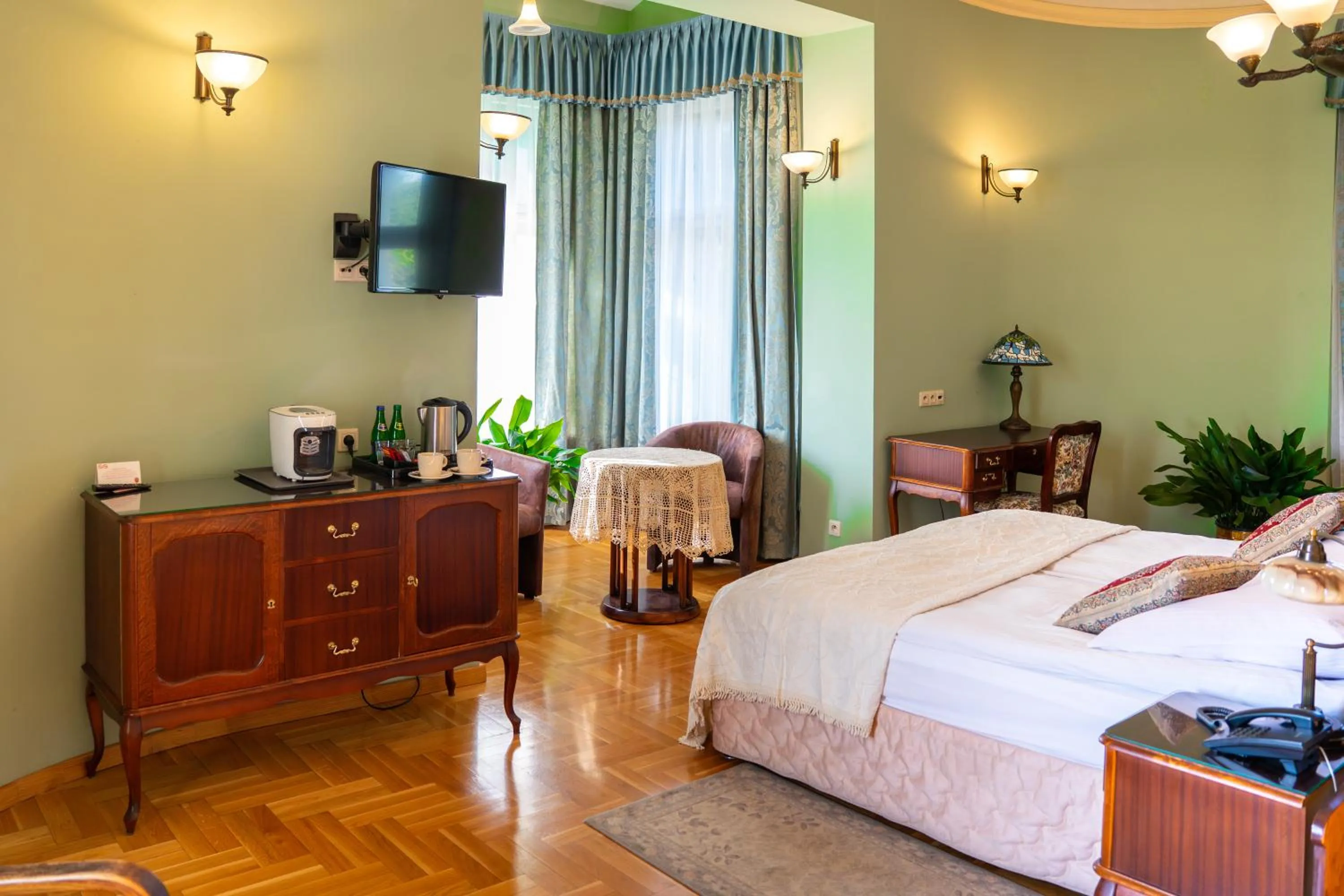 Photo of the whole room, Bed in Hotel Polonia