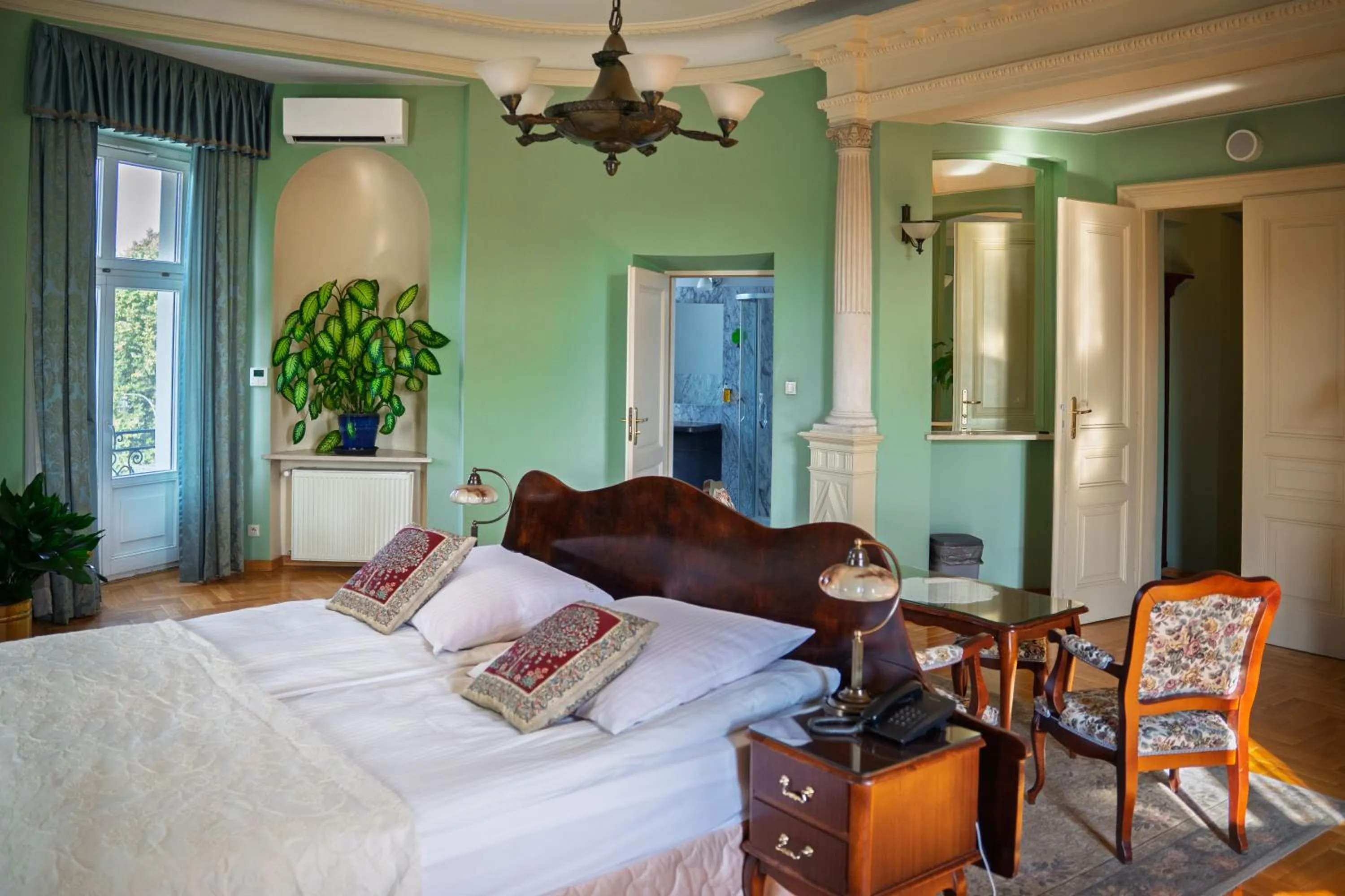 Photo of the whole room, Bed in Hotel Polonia