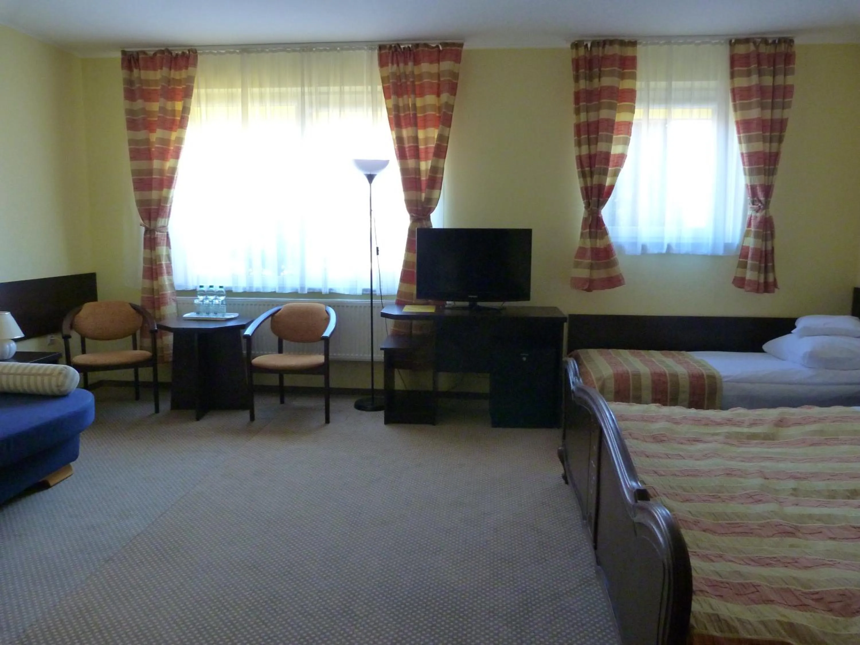 Photo of the whole room, Bed in Hotel Kopernik