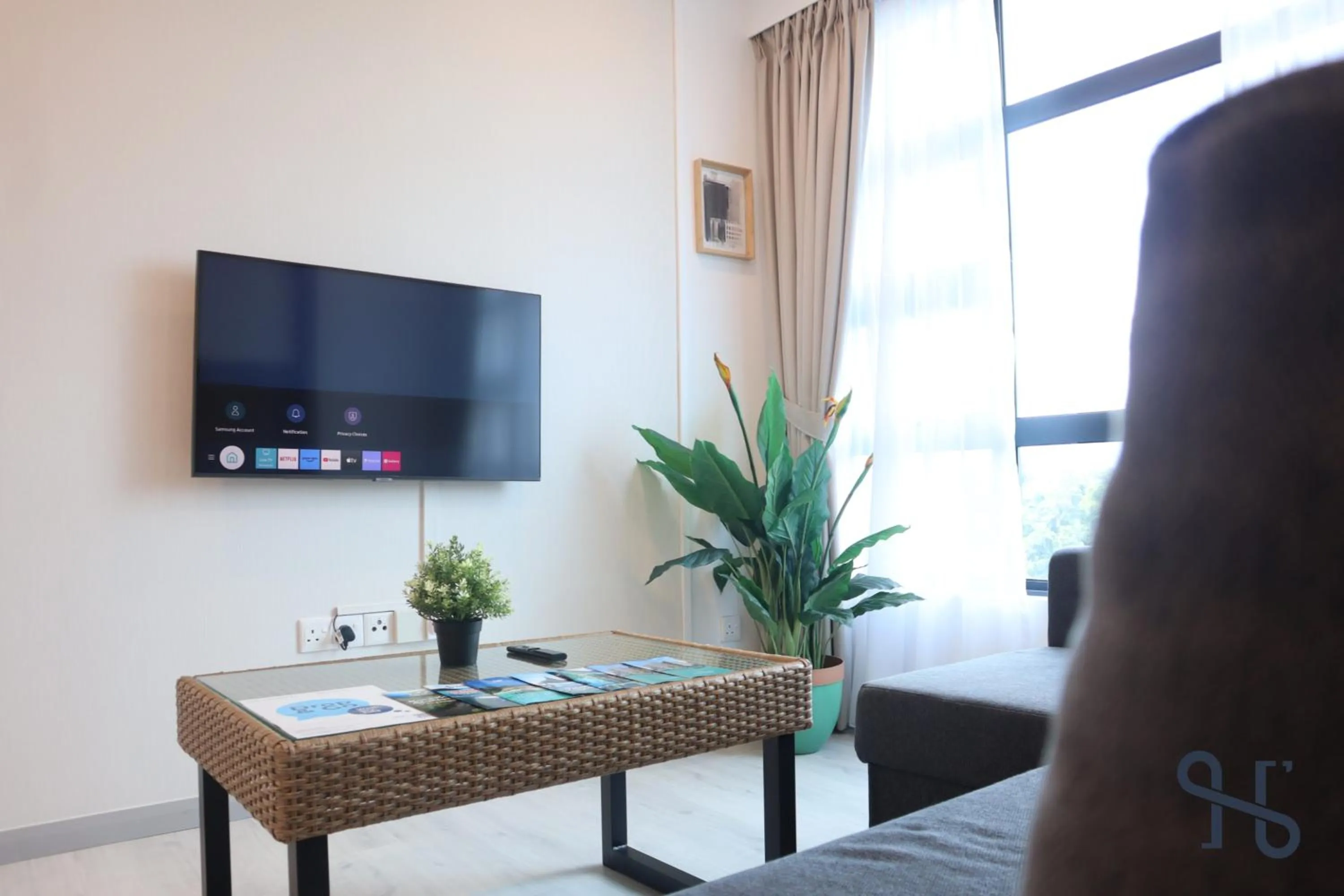 TV and multimedia in Homesuite' Home at Jesselton Quay