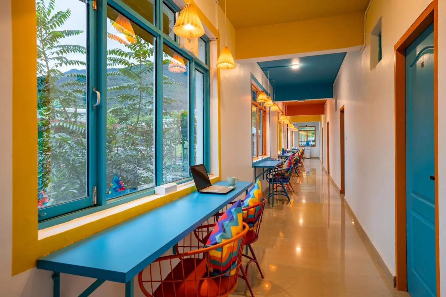 Seating area in goSTOPS Bir, Landing Site