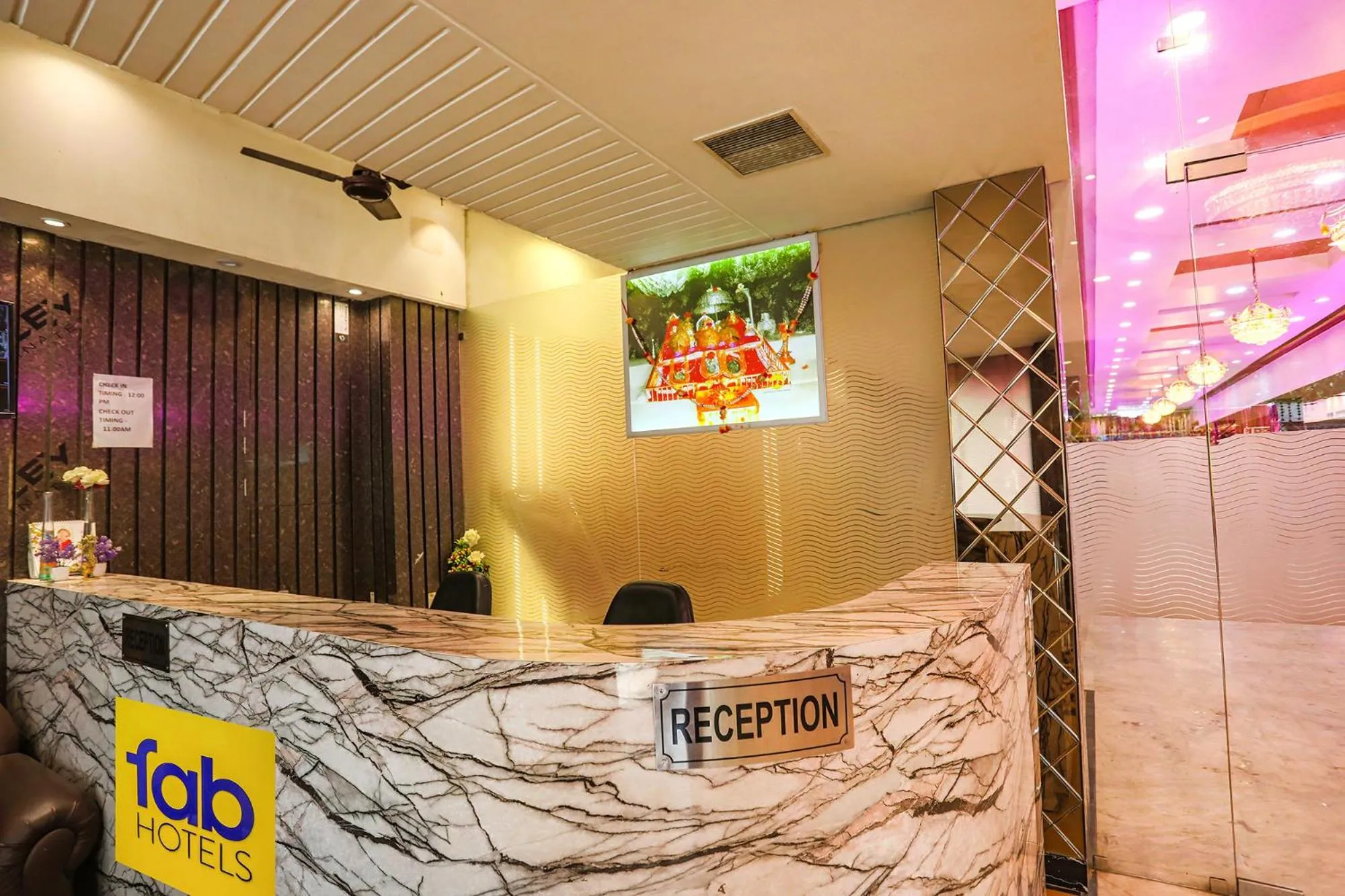 Lobby or reception in FabHotel Naman