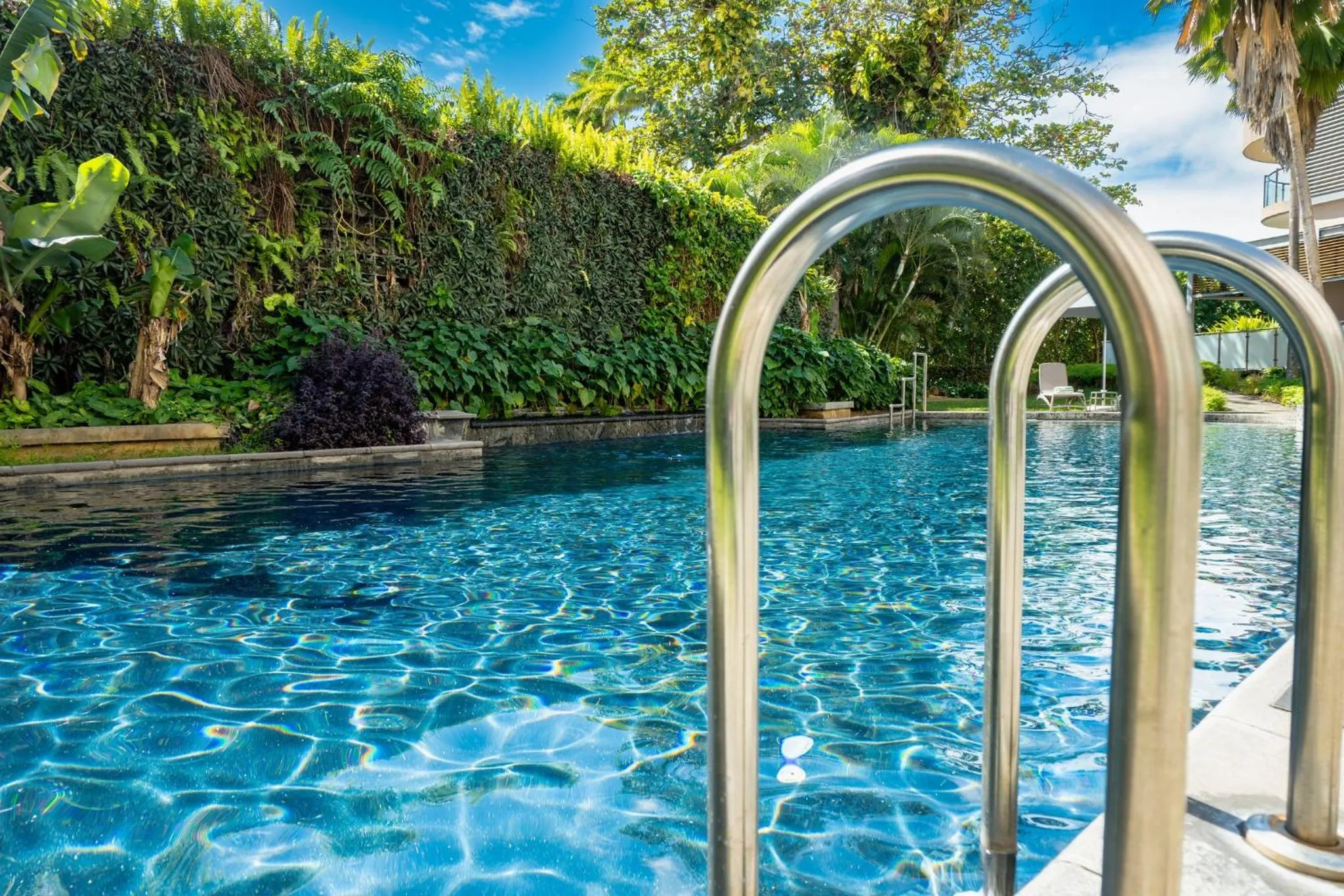 Swimming pool in Holiday Inn Mauritius Mon Trésor by IHG