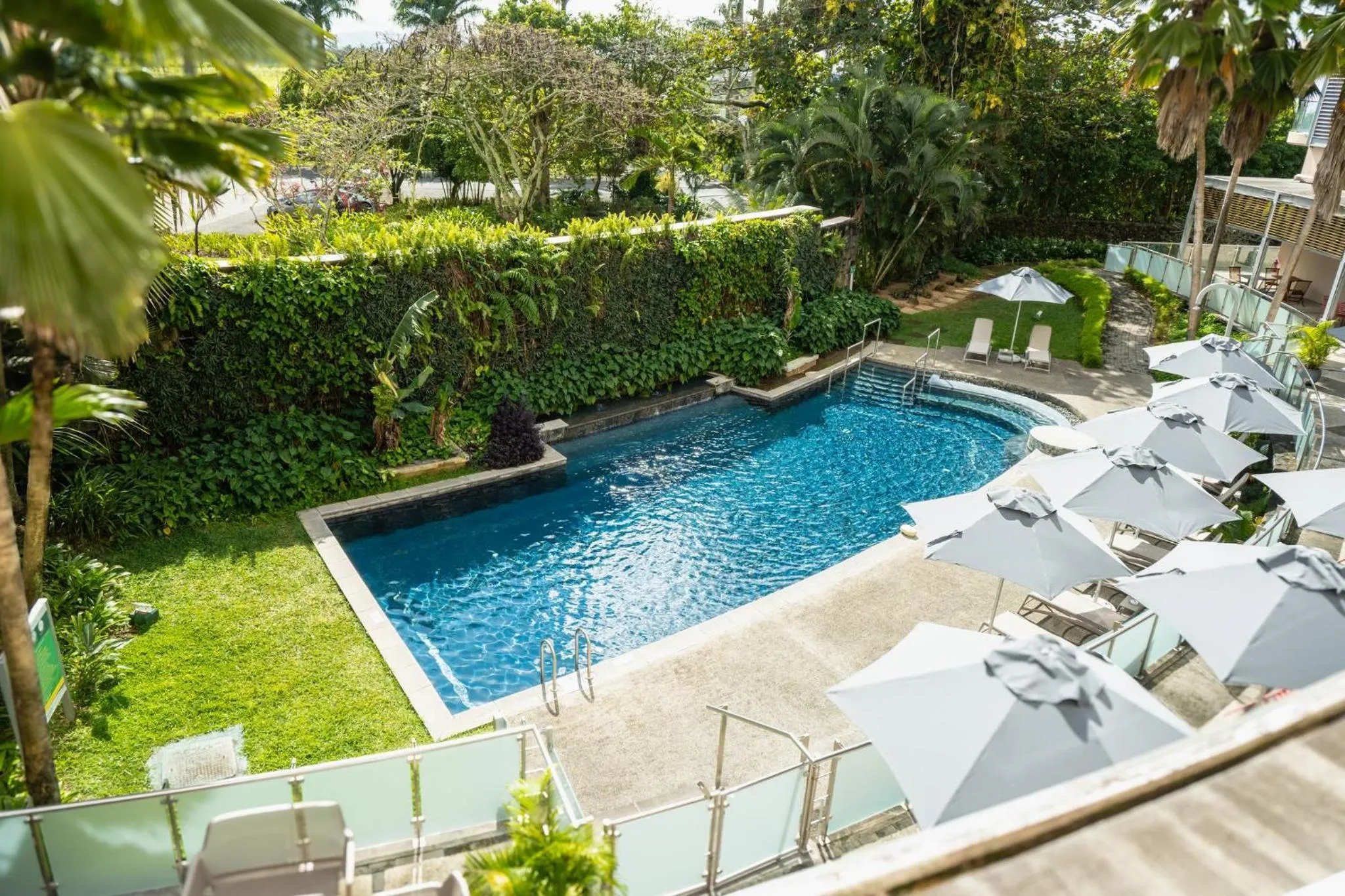 Swimming pool in Holiday Inn Mauritius Mon Trésor by IHG